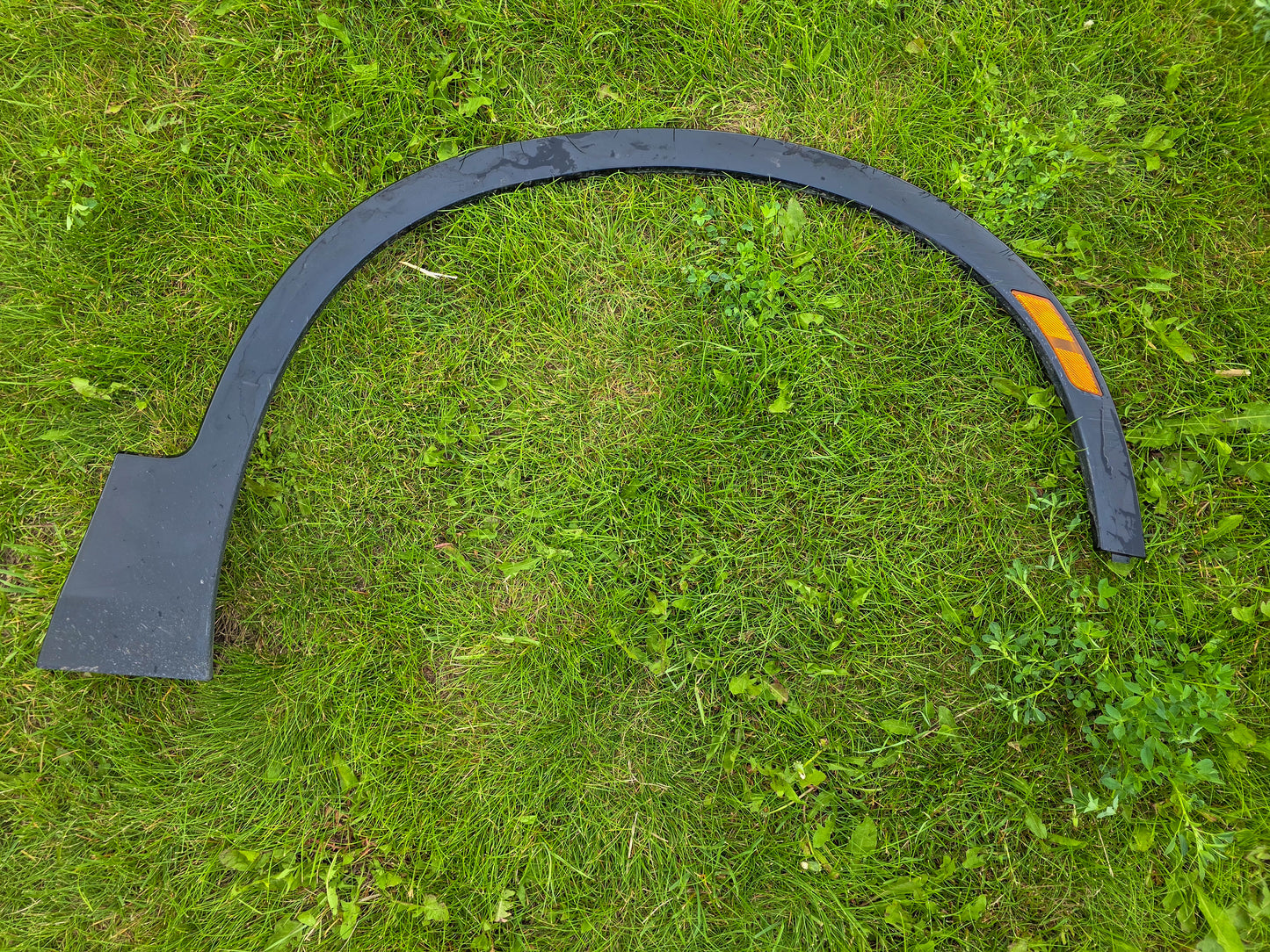 2019-2024 Chevrolet Blazer Front Passenger Right Side Fender Flare Trim Wheel Arch Trim