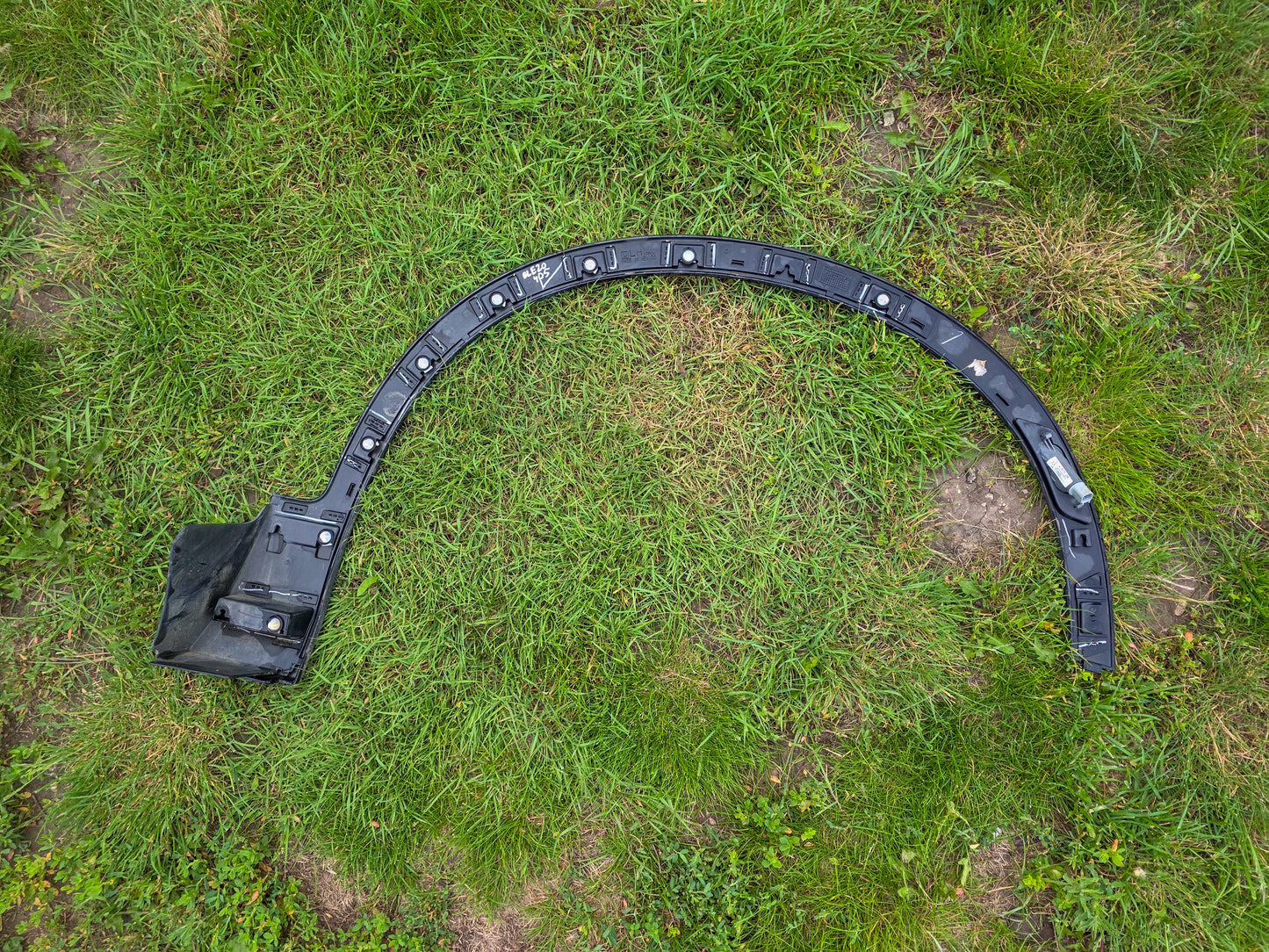 2019-2024 Chevrolet Blazer Front Driver Left Side Fender Flare Trim Wheel Arch Trim