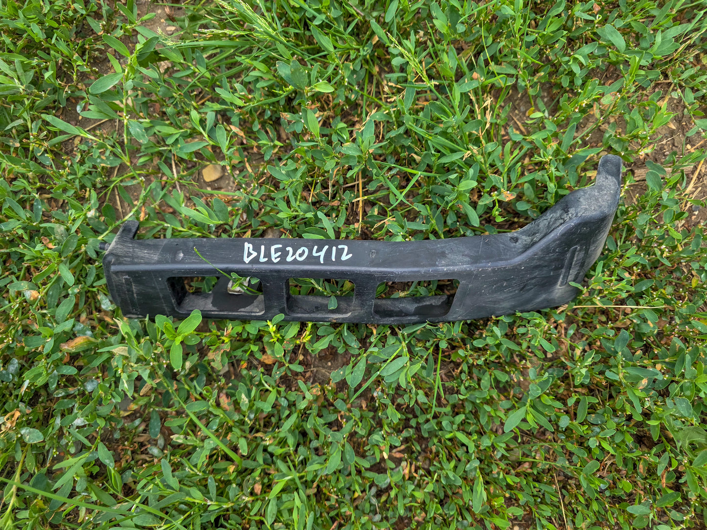 2019-2023 Chevrolet Blazer Rear Left Bumper Reinforcement Bracket OEM 42485316