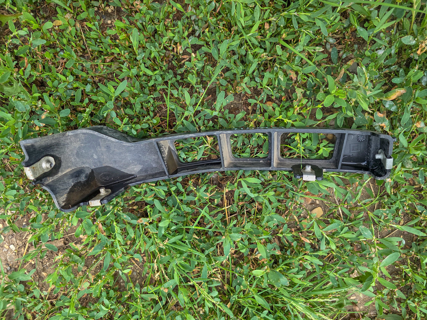 2019-2023 Chevrolet Blazer Rear Left Bumper Reinforcement Bracket OEM 42485316
