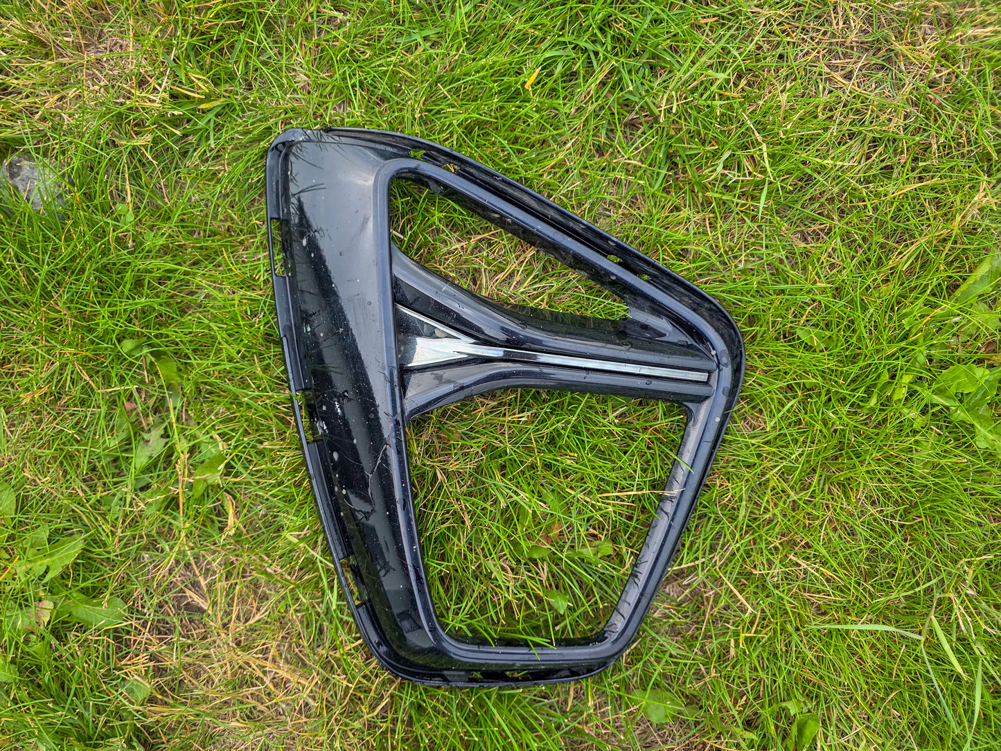 2019-2022 Chevrolet Blazer Fog Lamp Bezel Light Trim Cover Front Driver Side