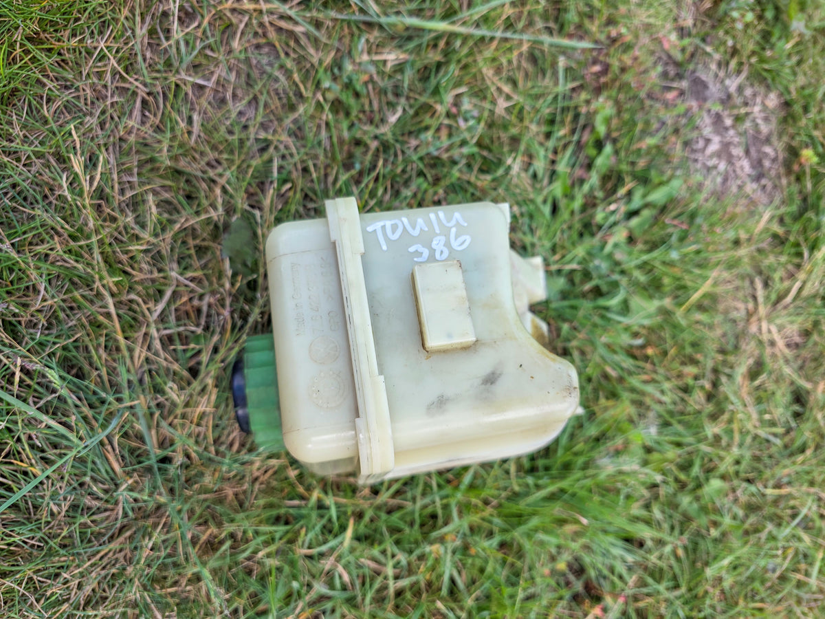 2004-2017 Volkswagen Touareg Power Steering Reservoir