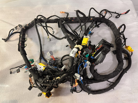 2016-2020 Buick Envision Under Dash Fuse Junction Box and Wiring Harness OEM 84377944, 13991827