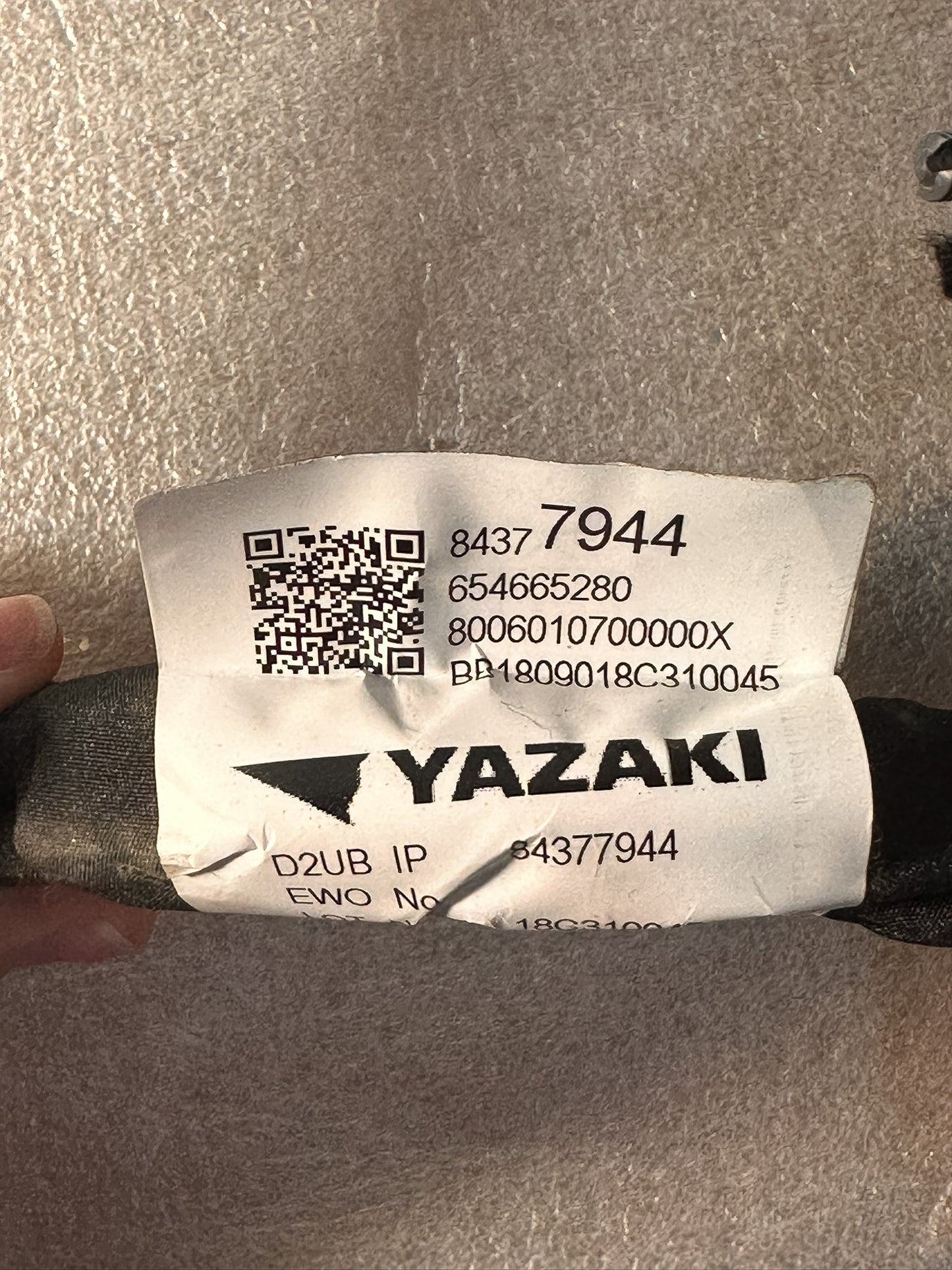 2016-2020 Buick Envision Under Dash Fuse Junction Box and Wiring Harness OEM 84377944, 13991827 - view 4