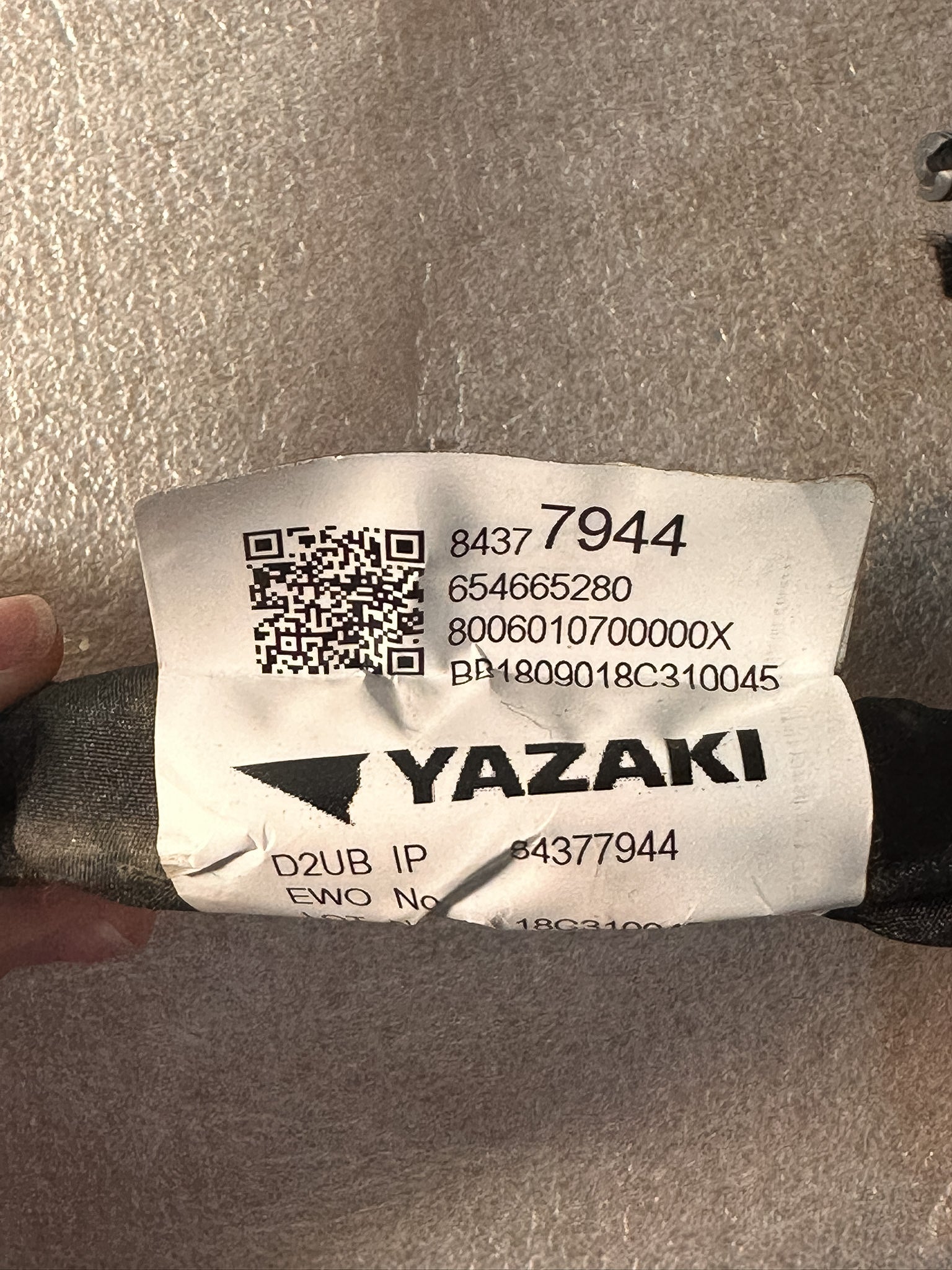 2016-2020 Buick Envision Under Dash Fuse Junction Box and Wiring Harness OEM 84377944, 13991827 - view 4