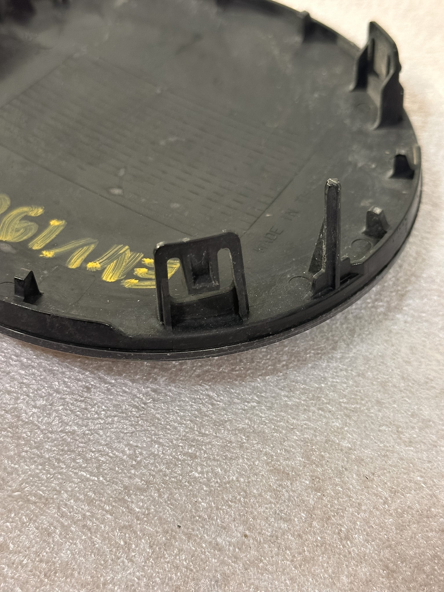 2017-2020 Buick Envision Front Grille Emblem 9056279, 9056280 - view 7