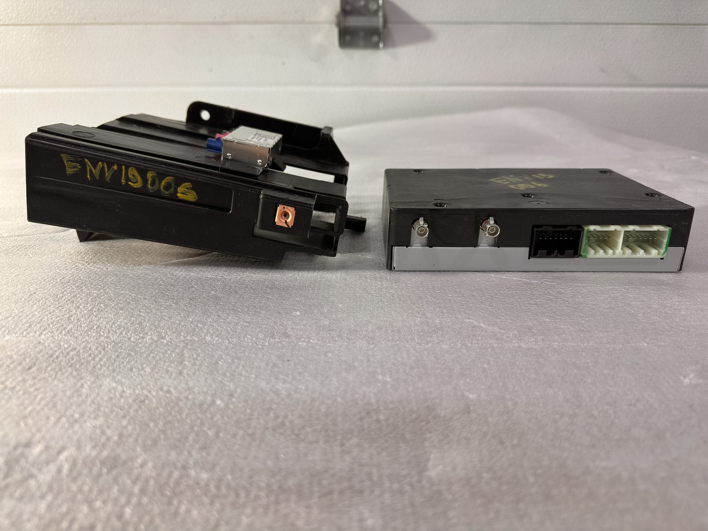 2017-2019 Buick Envision Communication Onstar Control Module OEM 84298328, 20960972, 23138617