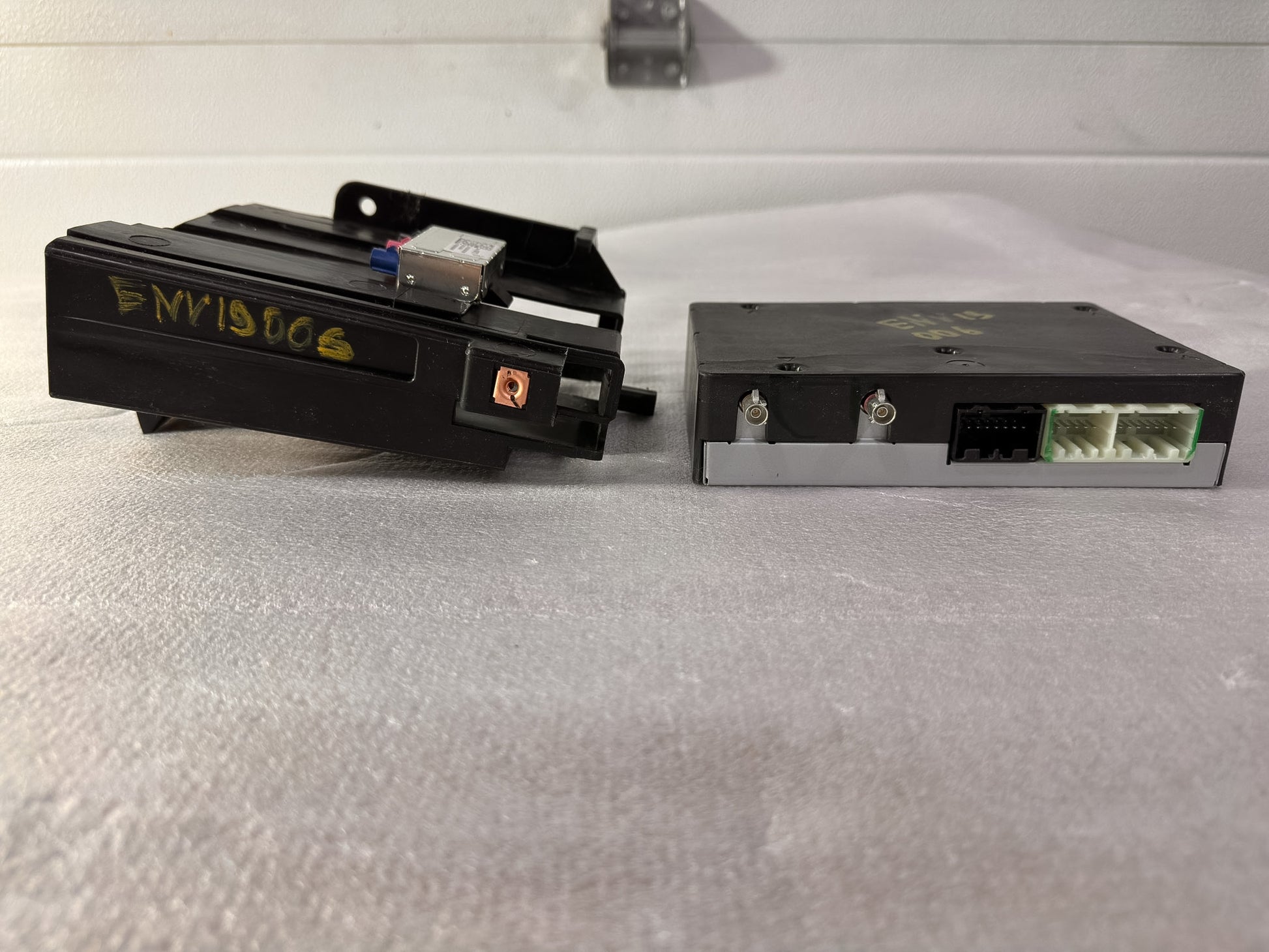 2017-2019 Buick Envision Communication Onstar Control Module OEM 84298328, 20960972, 23138617