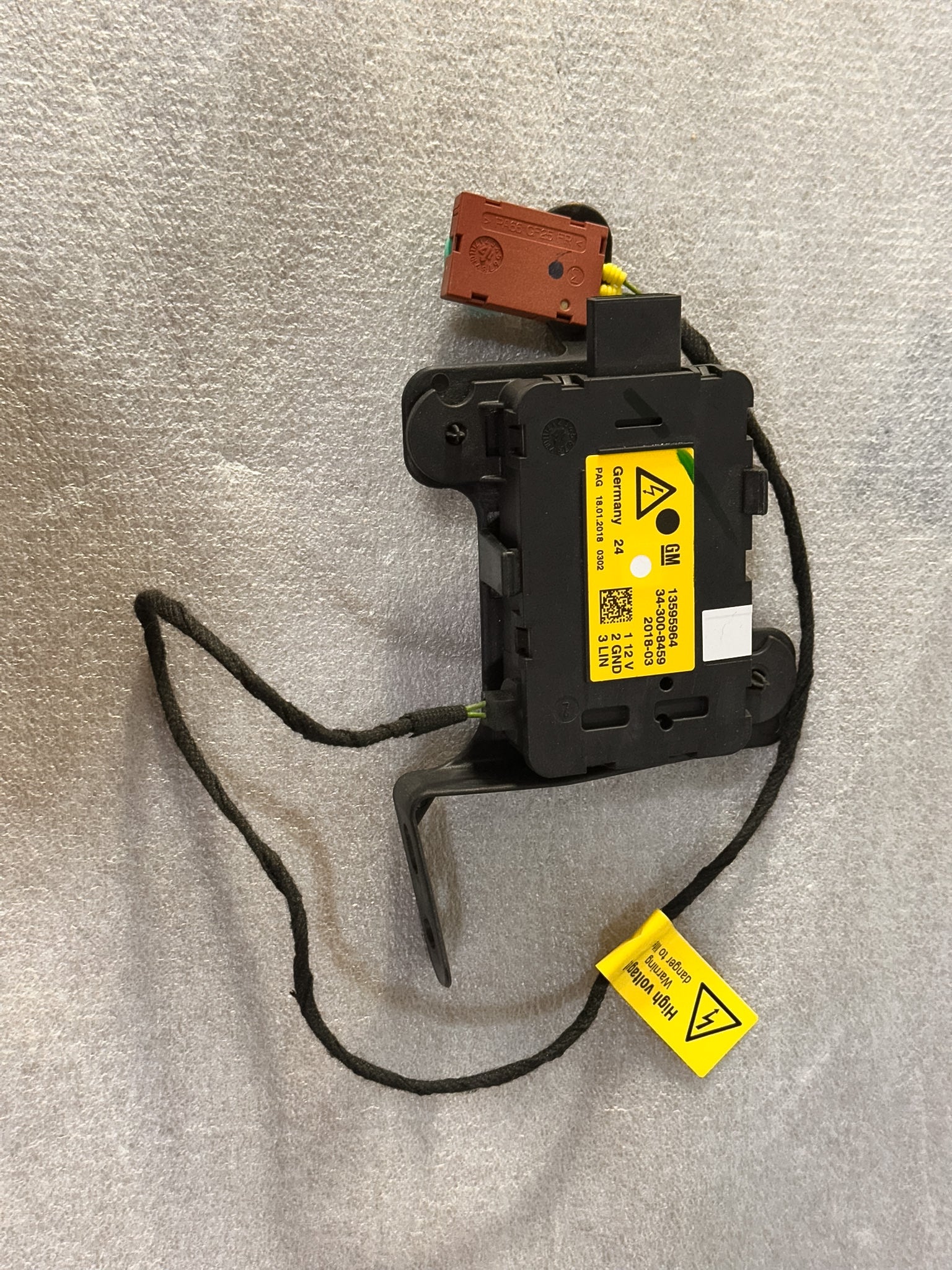 2019 Buick Envision Dash Compartment Air Filter Control Module Unit 13595964,13524210, 13595964