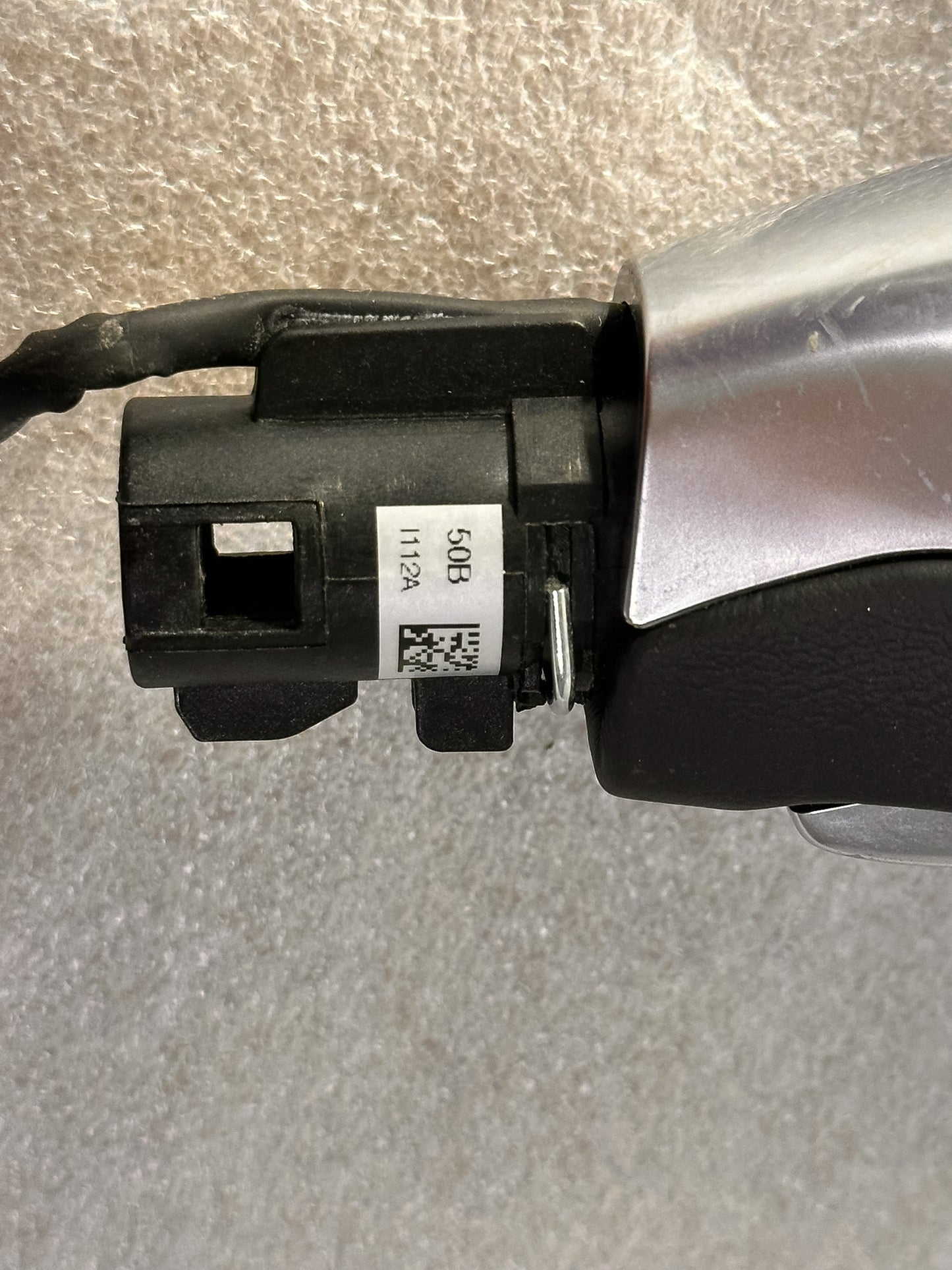 2016-2020 Buick Envision Automatic Transmission Control Lever Knob OEM 23286909 - view 4