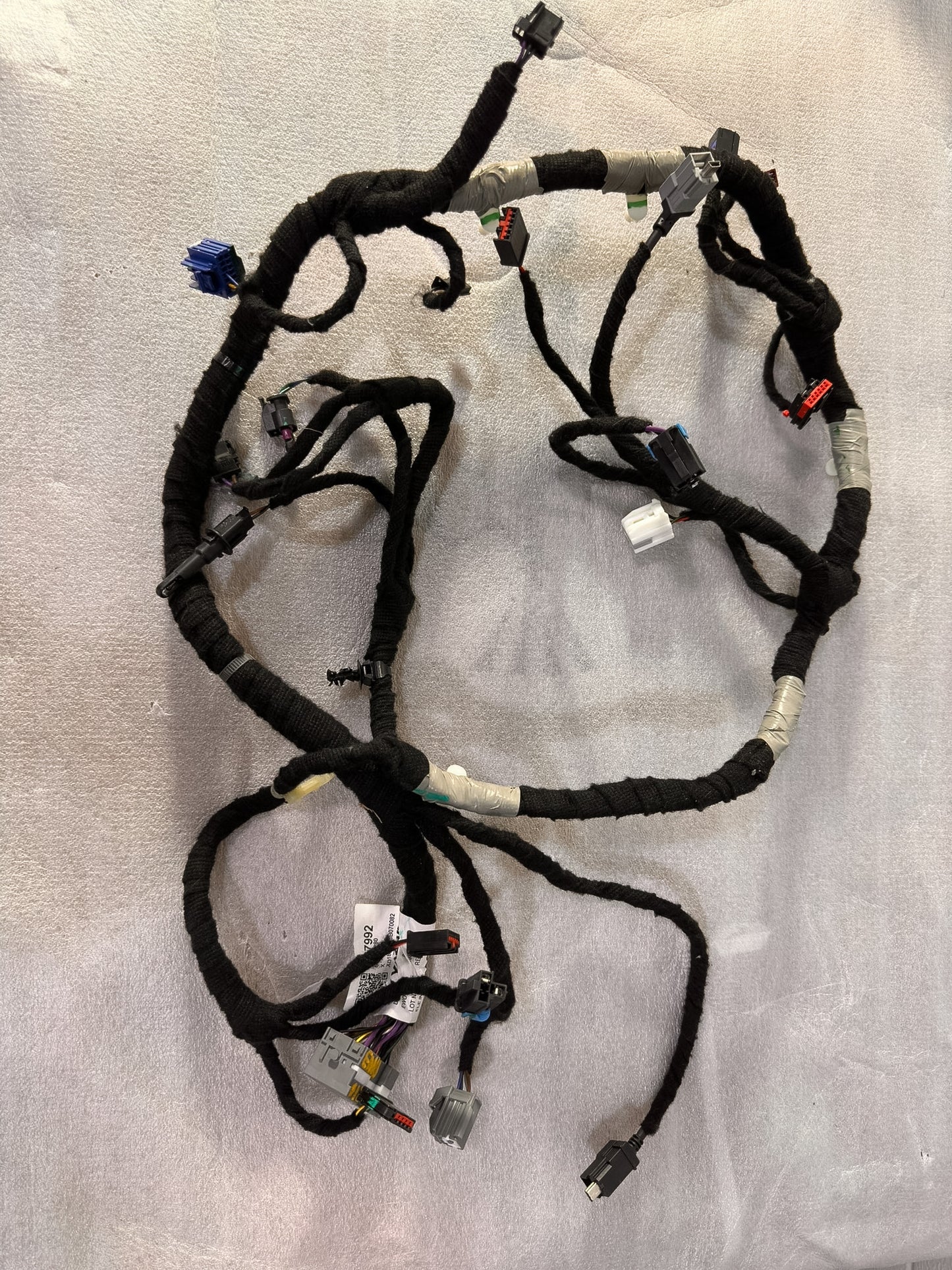 2019 Buick Envision Center Console  Wiring Harness Assembly 84297992, 654665280