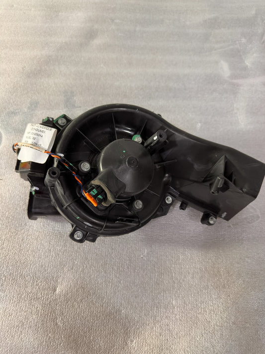 2016-2020 Buick Envision  A/C Center Console Blower Motor Assembly 13334158