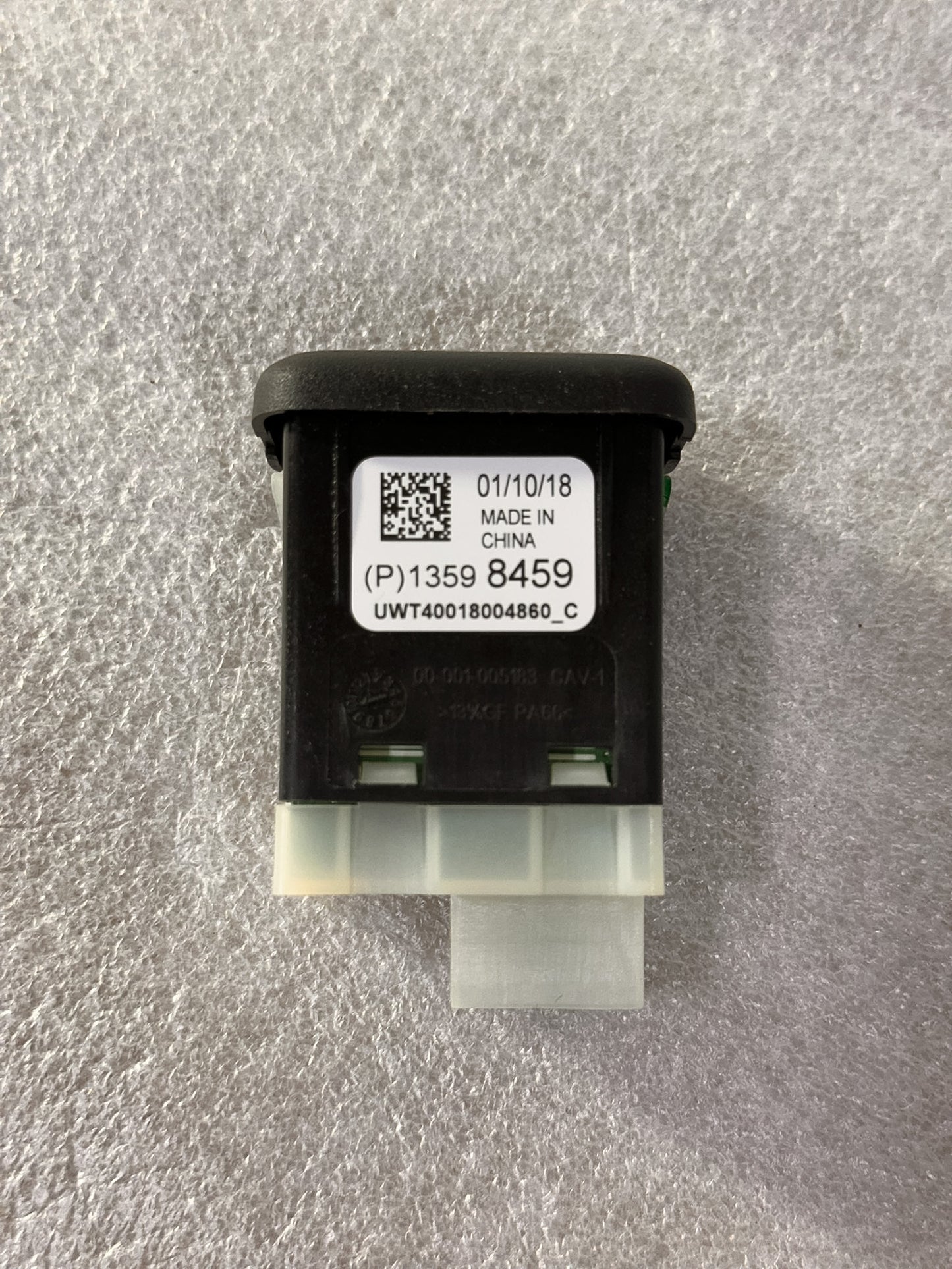 2013-2025 Buick Envision USB Port Interface Socket  13598459, 13589606, 13539082 - view 2