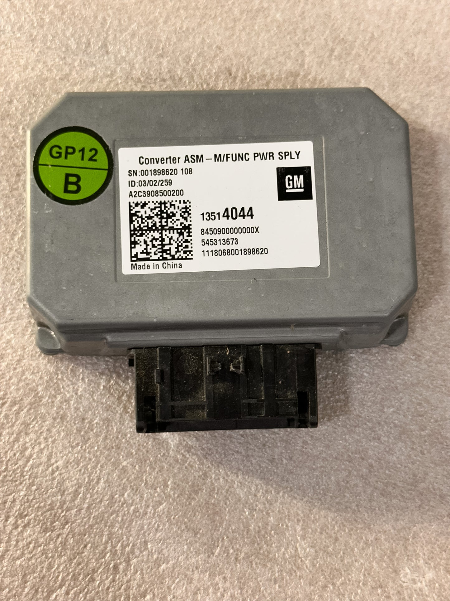 2017-2019 Buick Envision Multifunction Power Supply Converter 13514044, 13510484, 13462012, 13506066, 13509853