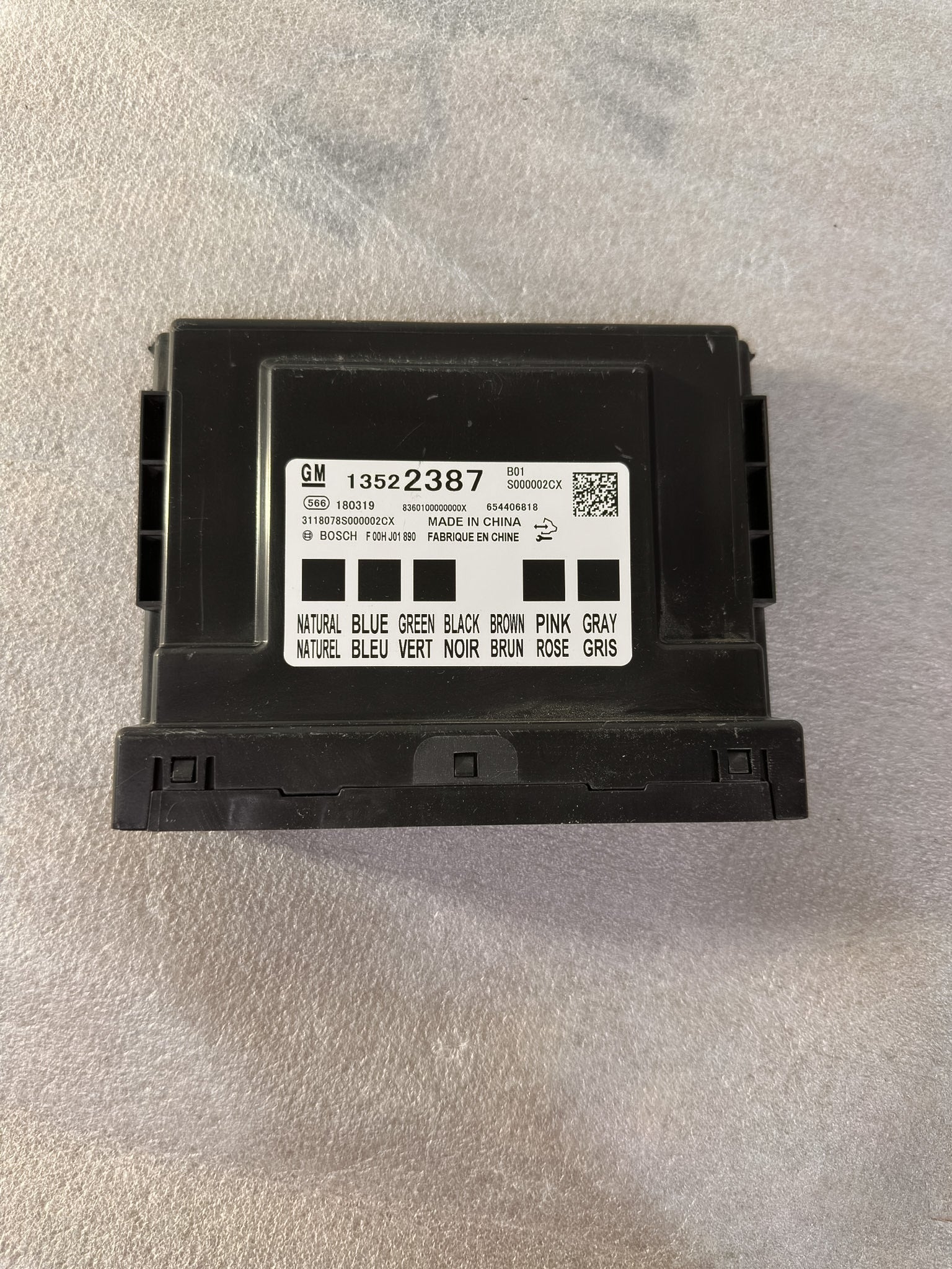2019 Buick Envision  Body Control Module Computer 13522387 OEM