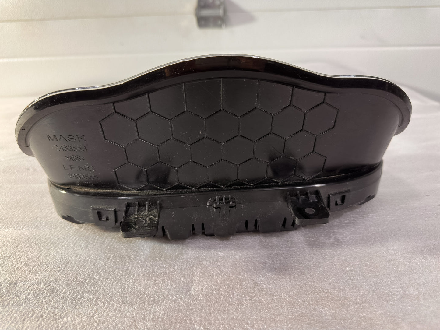2019 Buick Envision Speedometer Instrument Cluster 162K Miles 84414375 - view 2