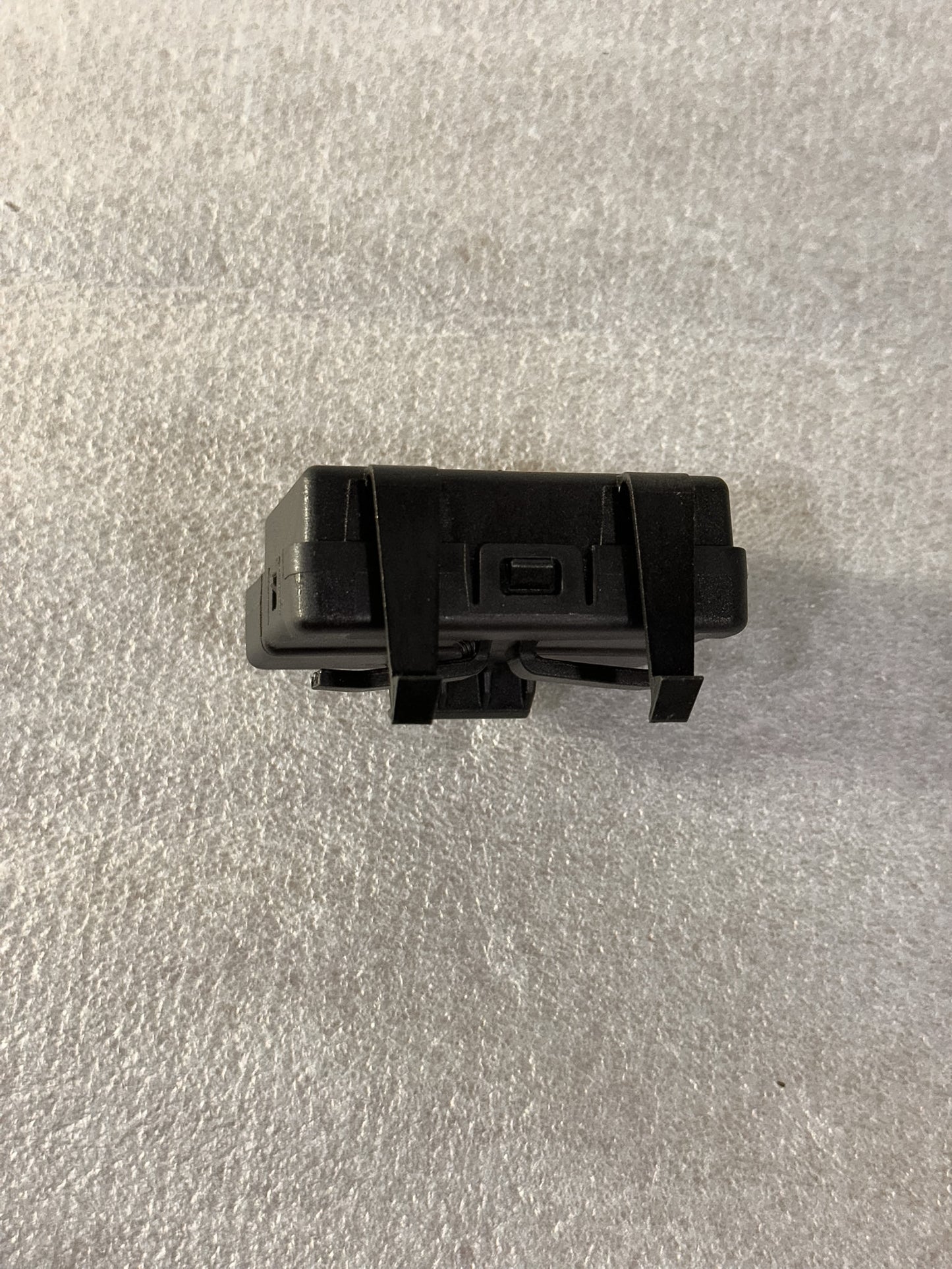 2019 Buick Envision Remote Control Door Lock Receiver 13595510, 13509517