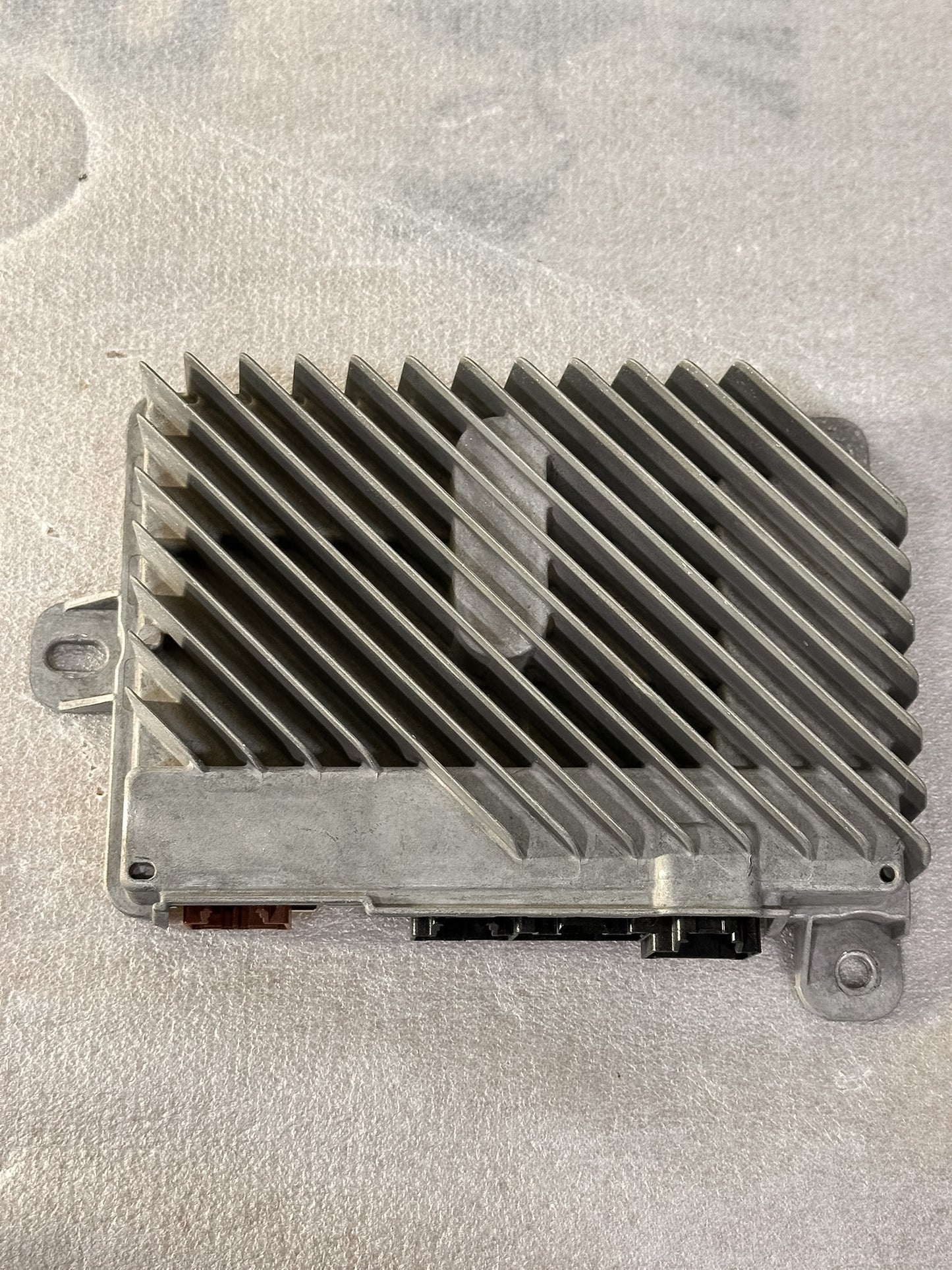2017-2019 Buick Envision Radio Speaker Amplifier 84132671, 23230285, 23389664, 84504691, 84930042