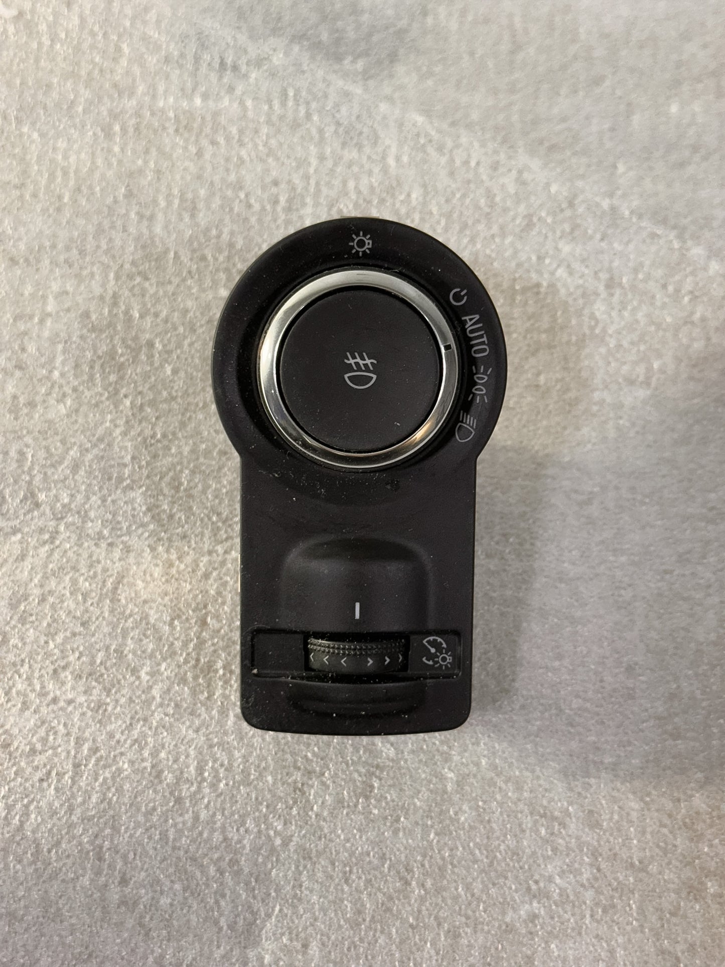 2016-2020 Buick Envision Headlight Fog Light Switch Control OEM 23464773