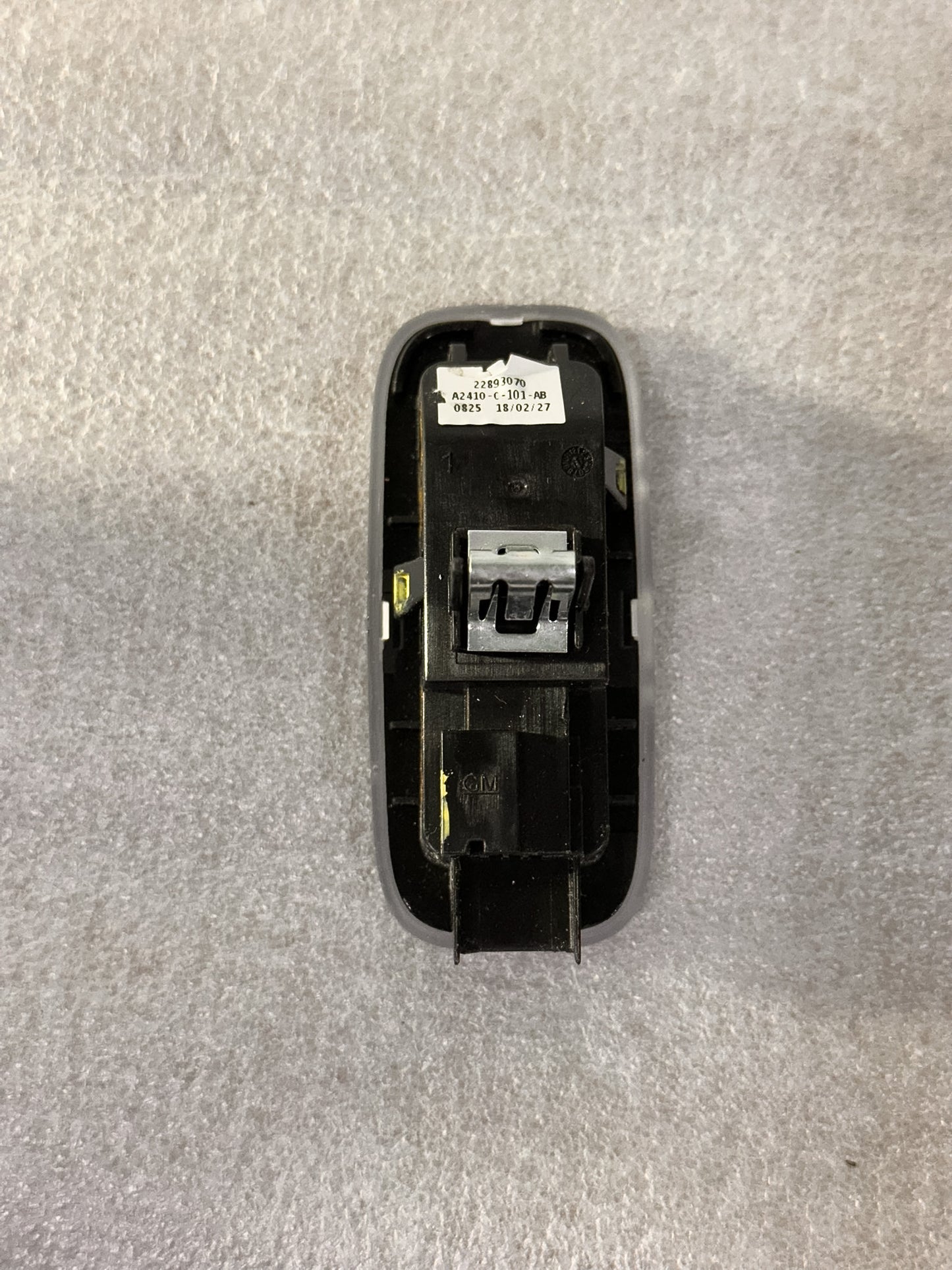 2016-2020 Buick Envision Rear Upper Roof Cargo Center Light Lamp 22893070