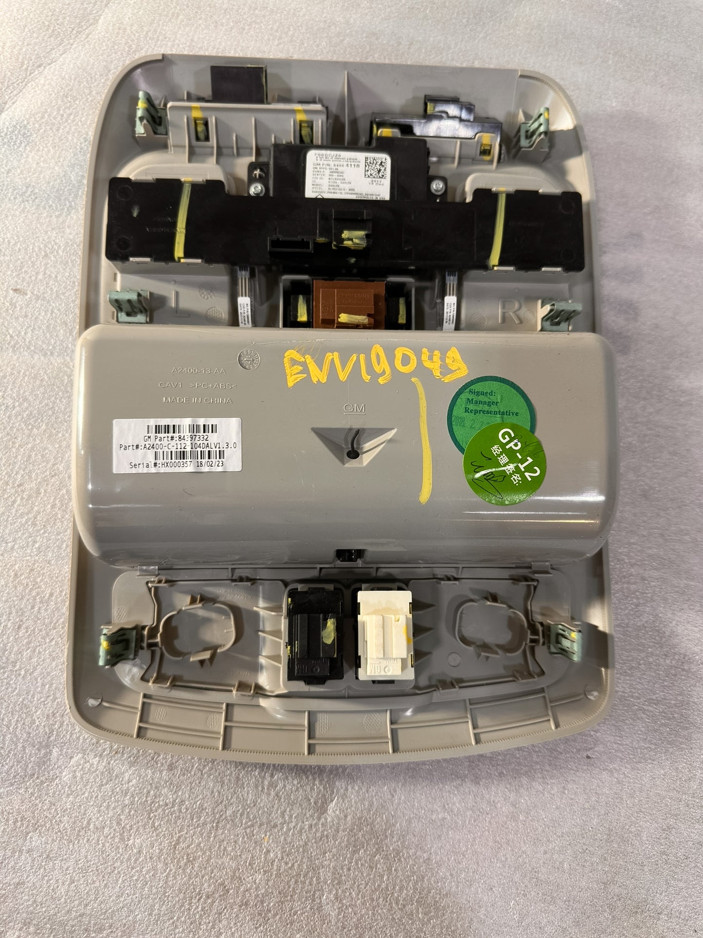 2019 Buick Envision Front Roof Overhead Console Dome Light Lamp Switch OEM 84397332, 84084118, 23301873