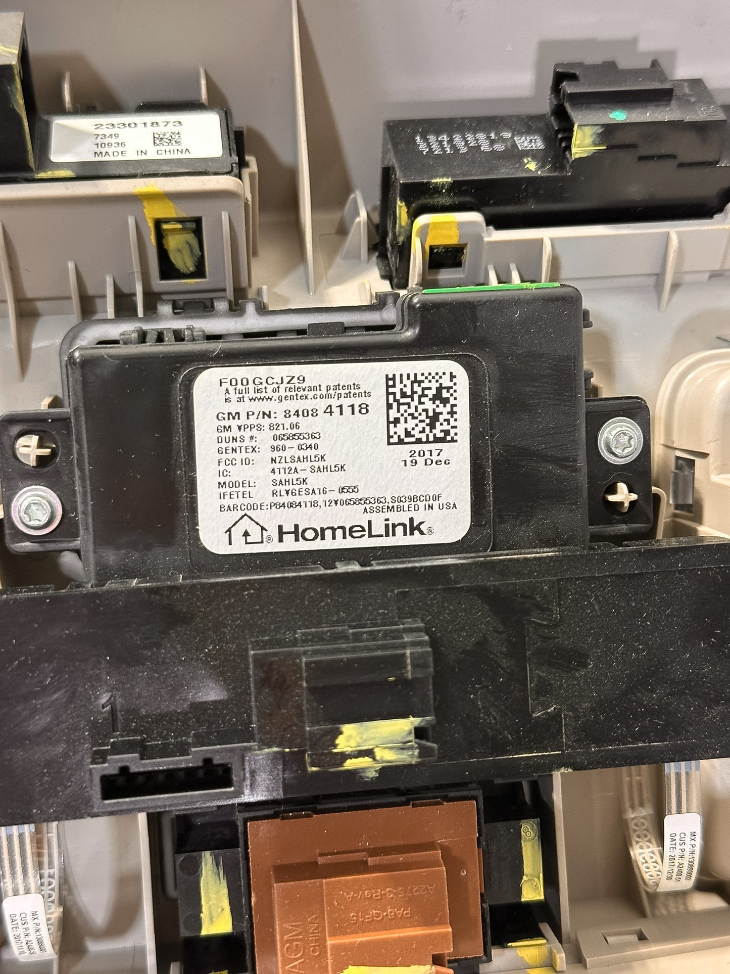 2019 Buick Envision Front Roof Overhead Console Dome Light Lamp Switch OEM 84397332, 84084118, 23301873
