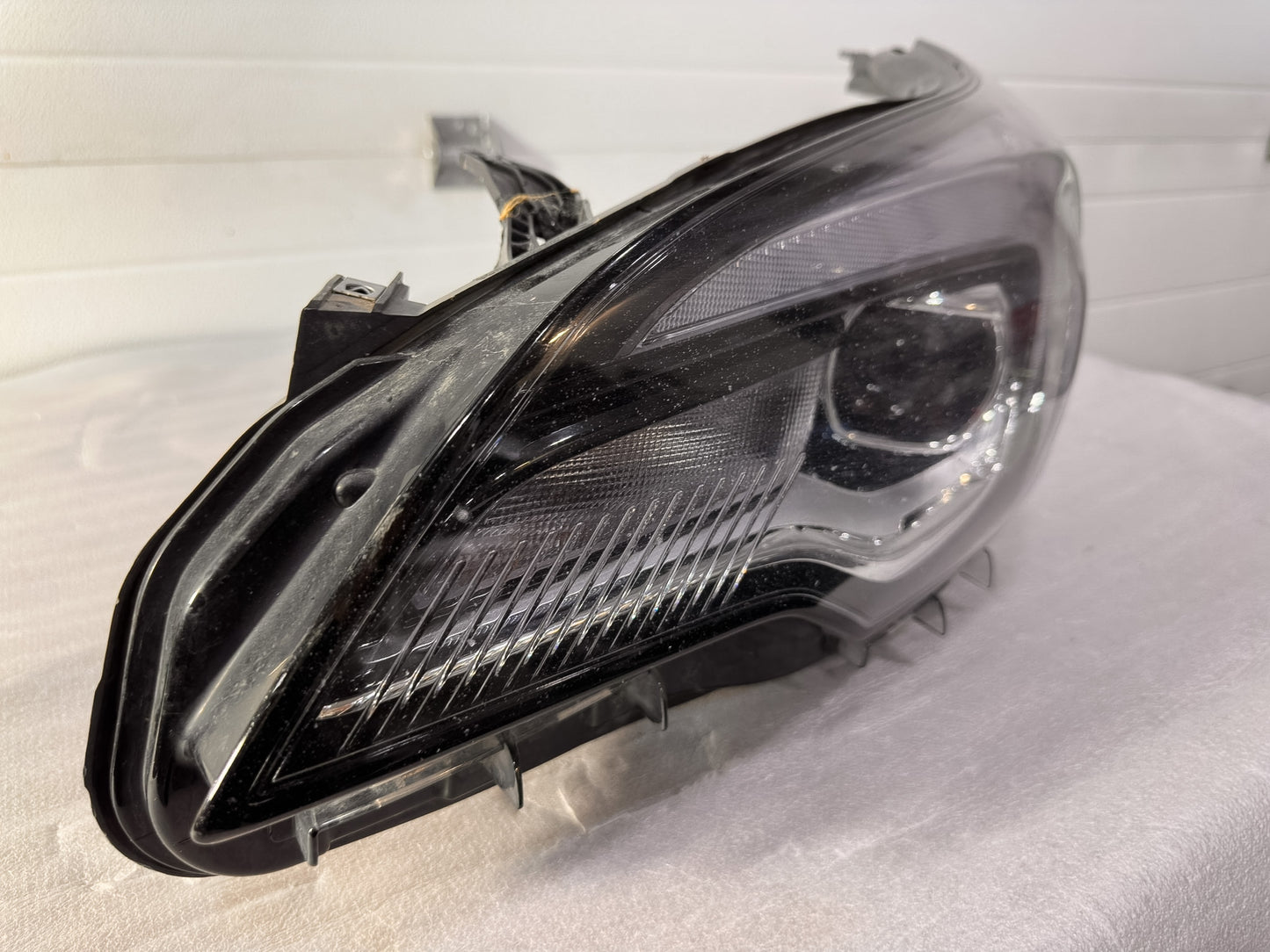 2019-2020 Buick Envision Front Driver Left Side Headlight Headlamp Assy