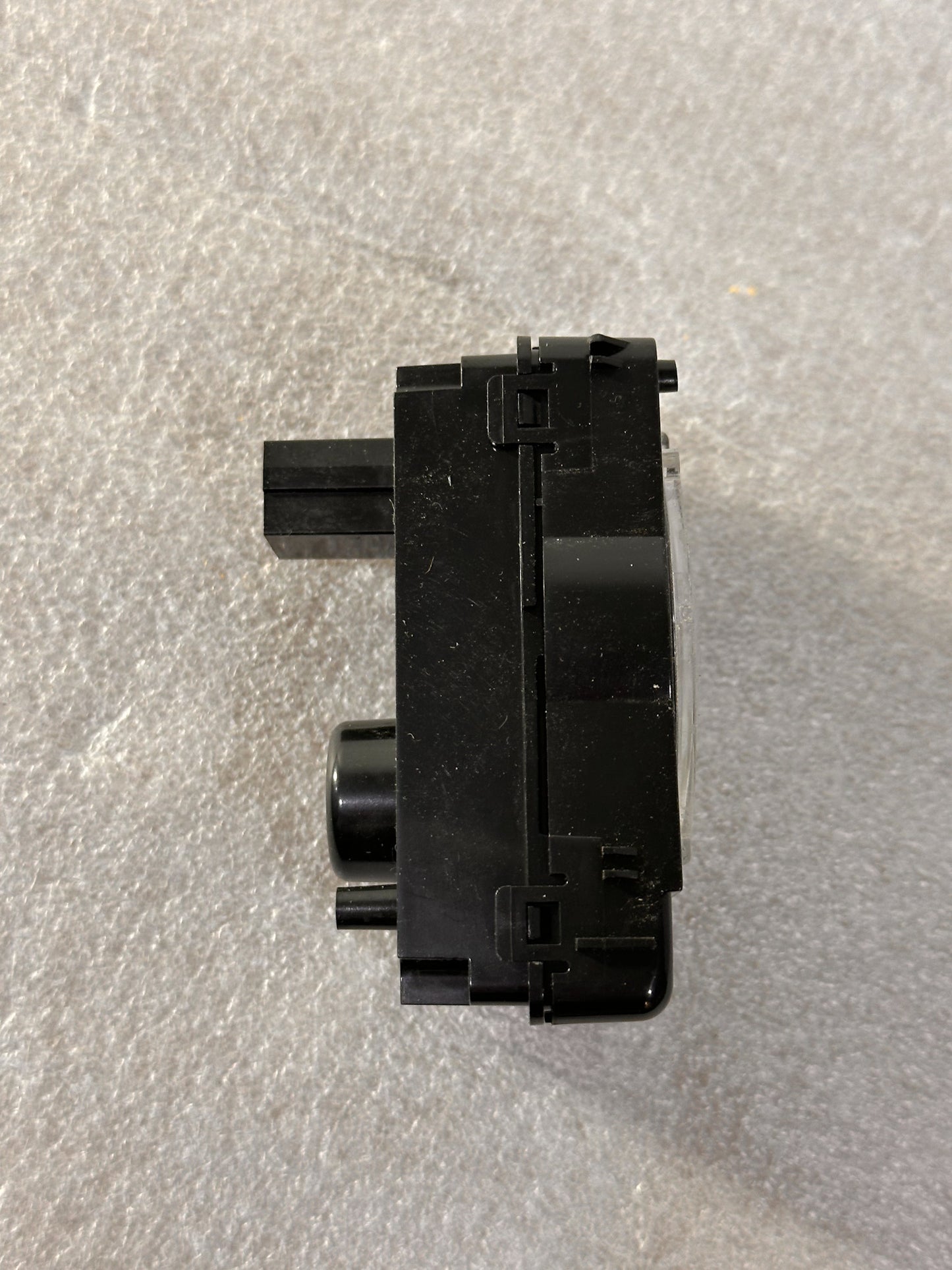 2016-2020 Buick Envision Dash Clock OEM 84240806