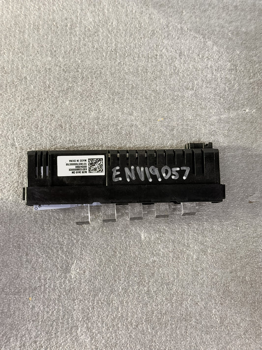 2019 Buick Envision Automatic Transmission Shift Indicator Module OEM