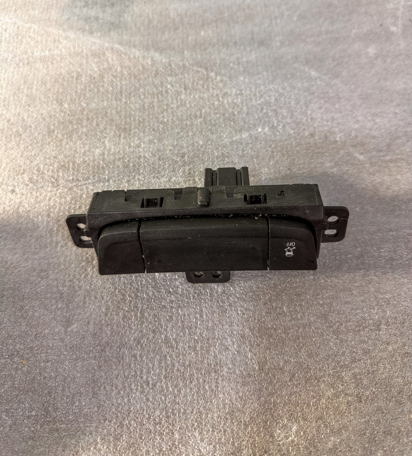2016-2020 Buick Envision Center Console Traction Stability Control Switch 22925704