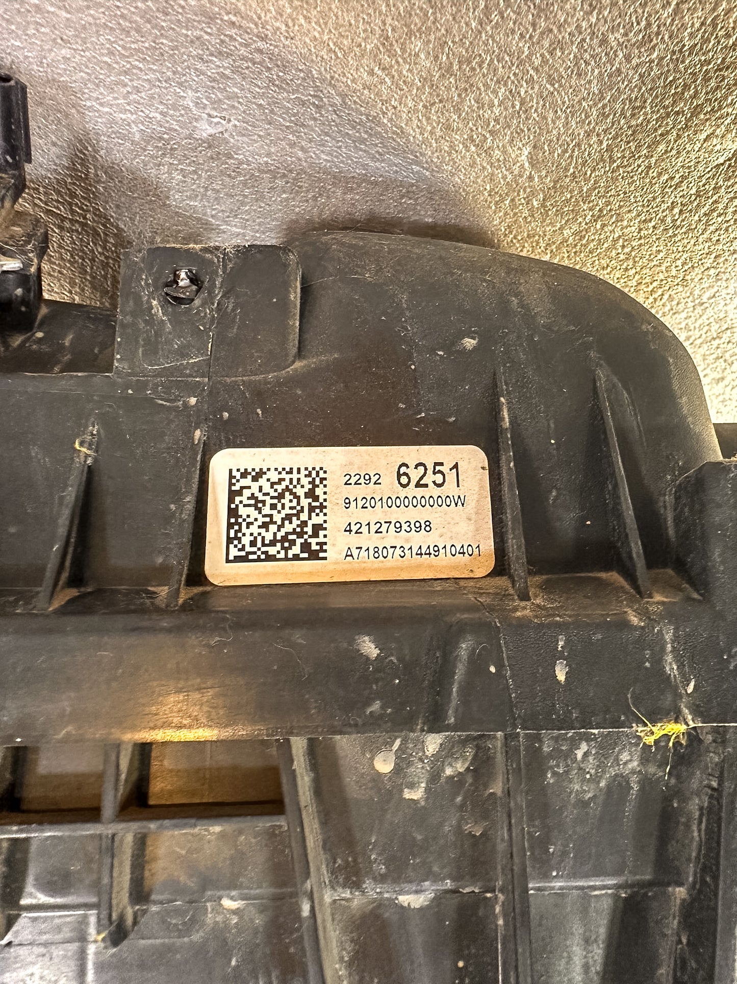 2016-2020 Buick Envision Air Cleaner 22926251, 421279398