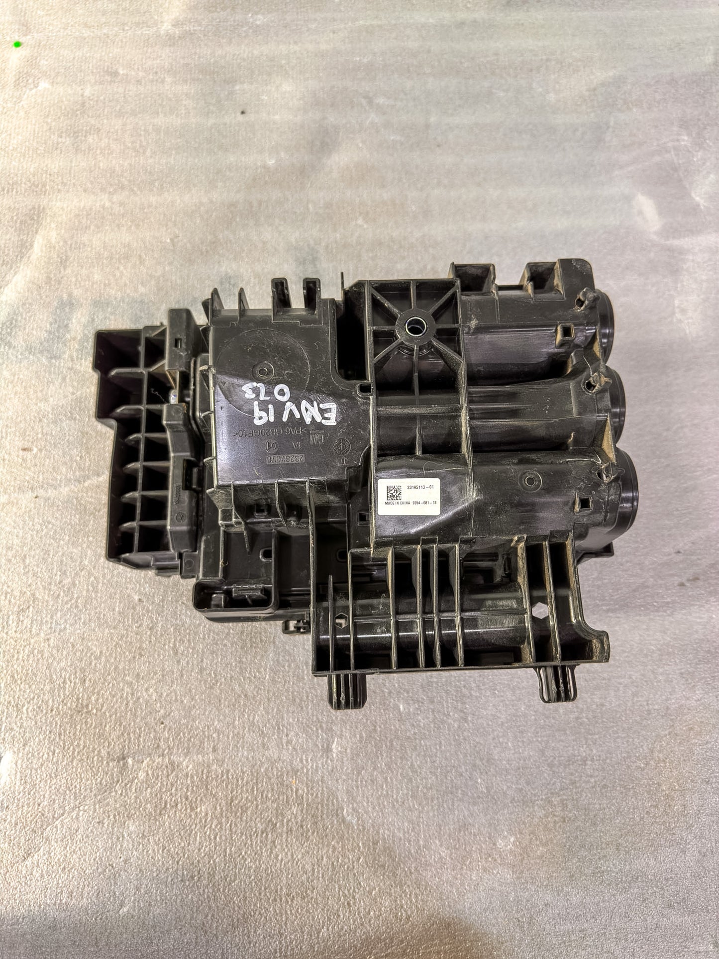 2016-2020 Buick Envision Fuse Box 23287076, 22926955, 84067159