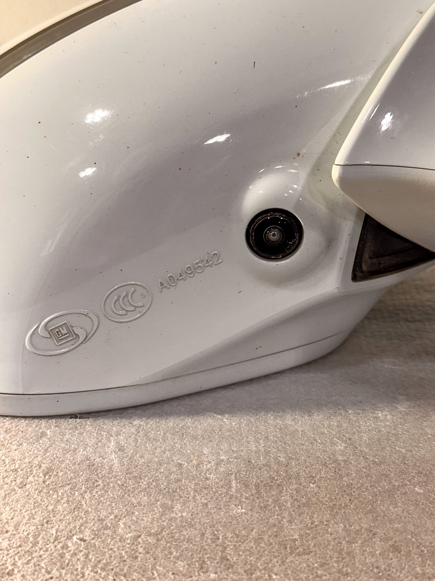 2017-2020 Buick Envision Front Passenger Right Side Exterior Rear View Mirror 84144753, 84084605, 84144822