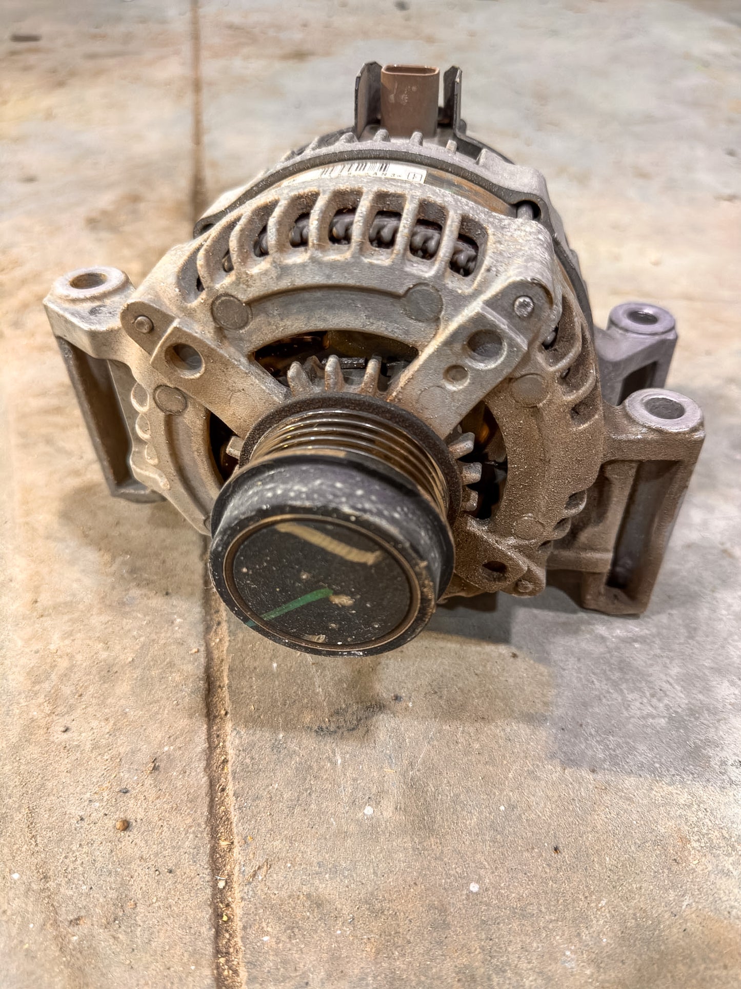 2016-2020 Buick Envision Alternator 23286558, 23347522, 23268625