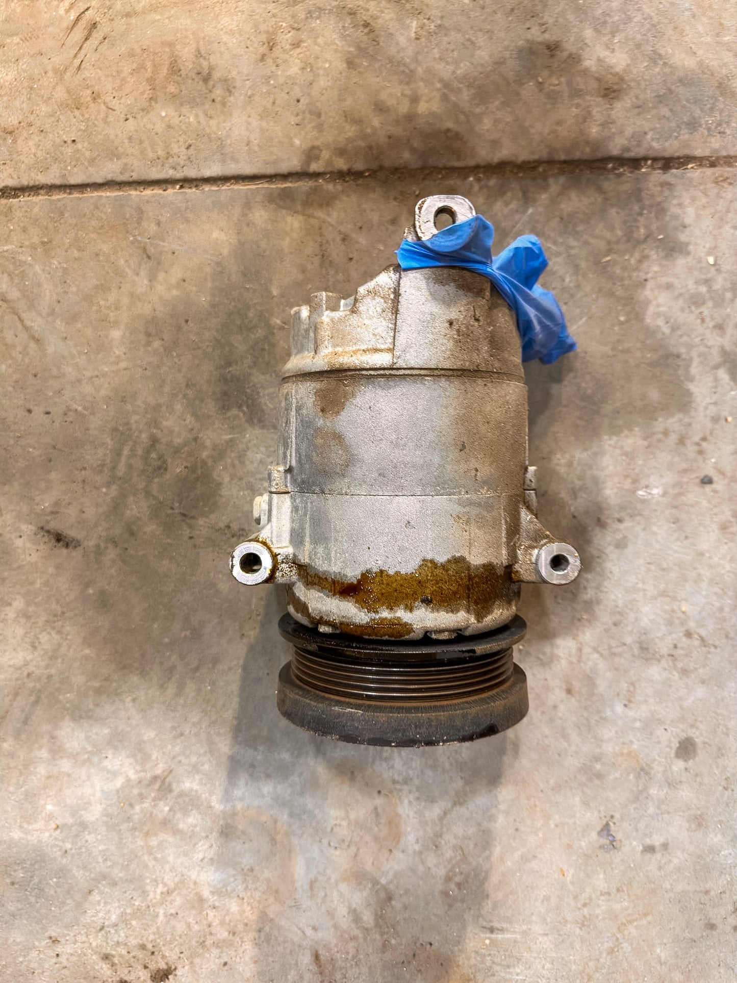 2016-2020 Buick Envision  A/c AC Air Conditioning Compressor 23377851