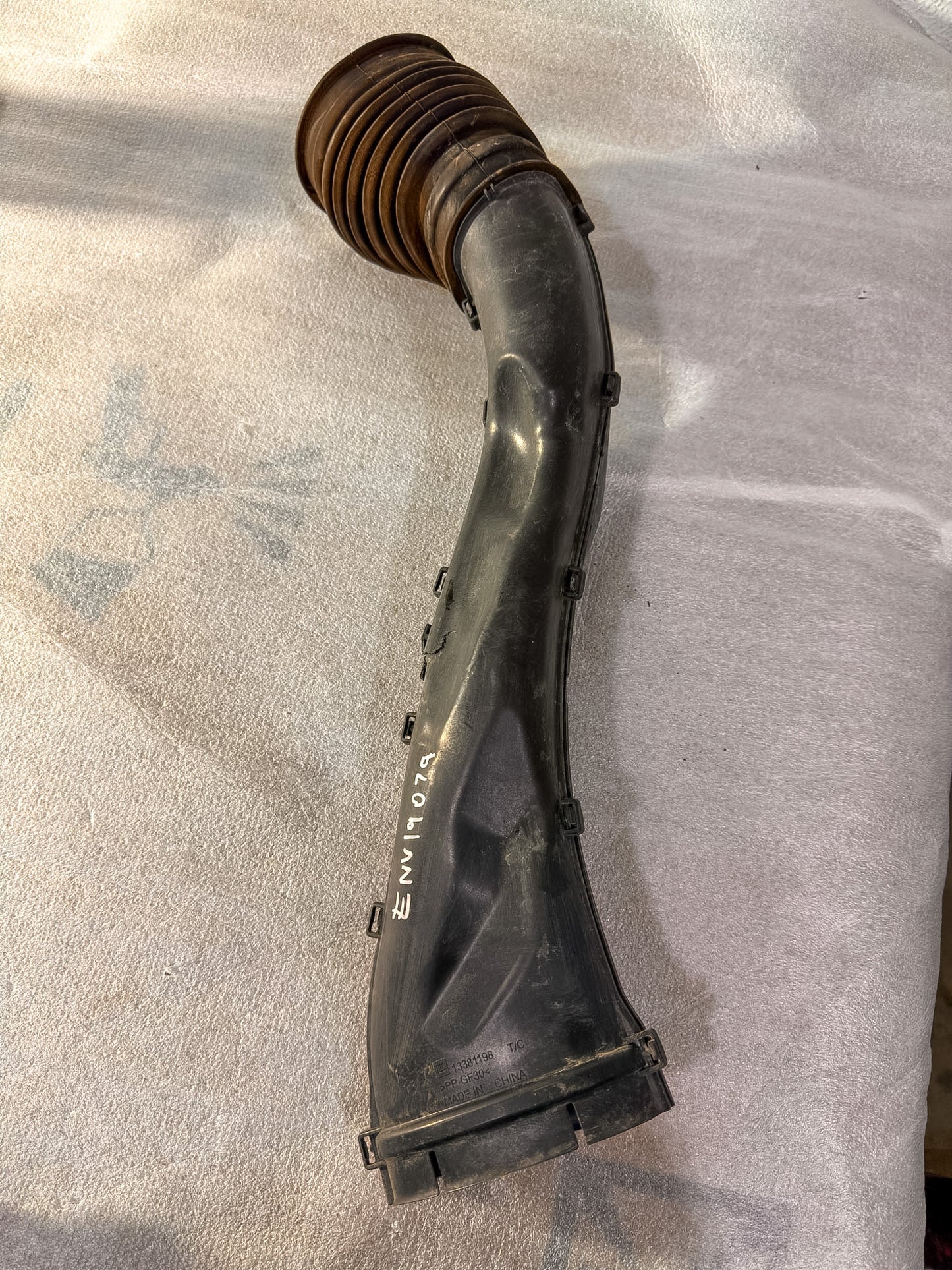 2016-2020 Buick Envision Intake Air Duct 13381198