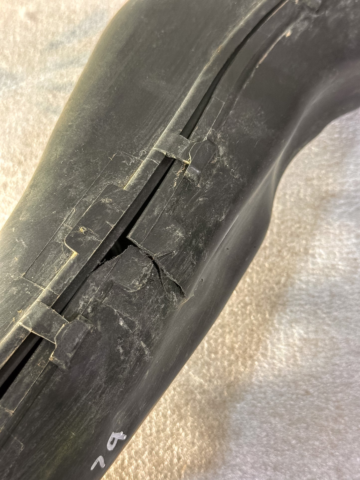 2016-2020 Buick Envision Intake Air Duct 13381198