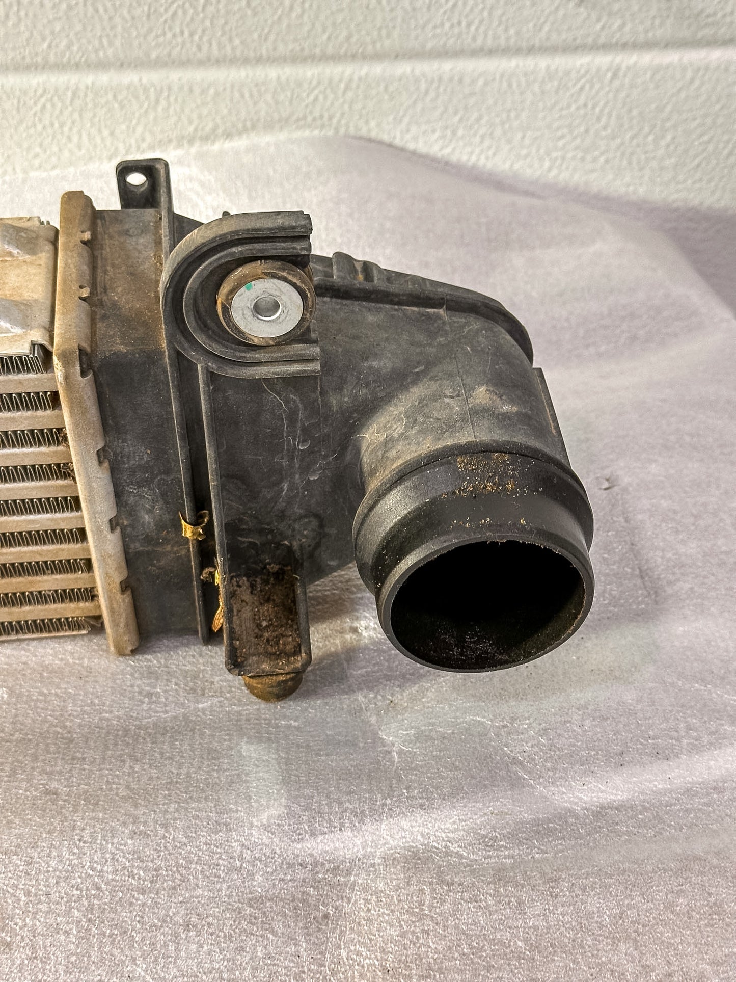 2016-2020 Buick Envision Air Cooled Intercooler 22942932