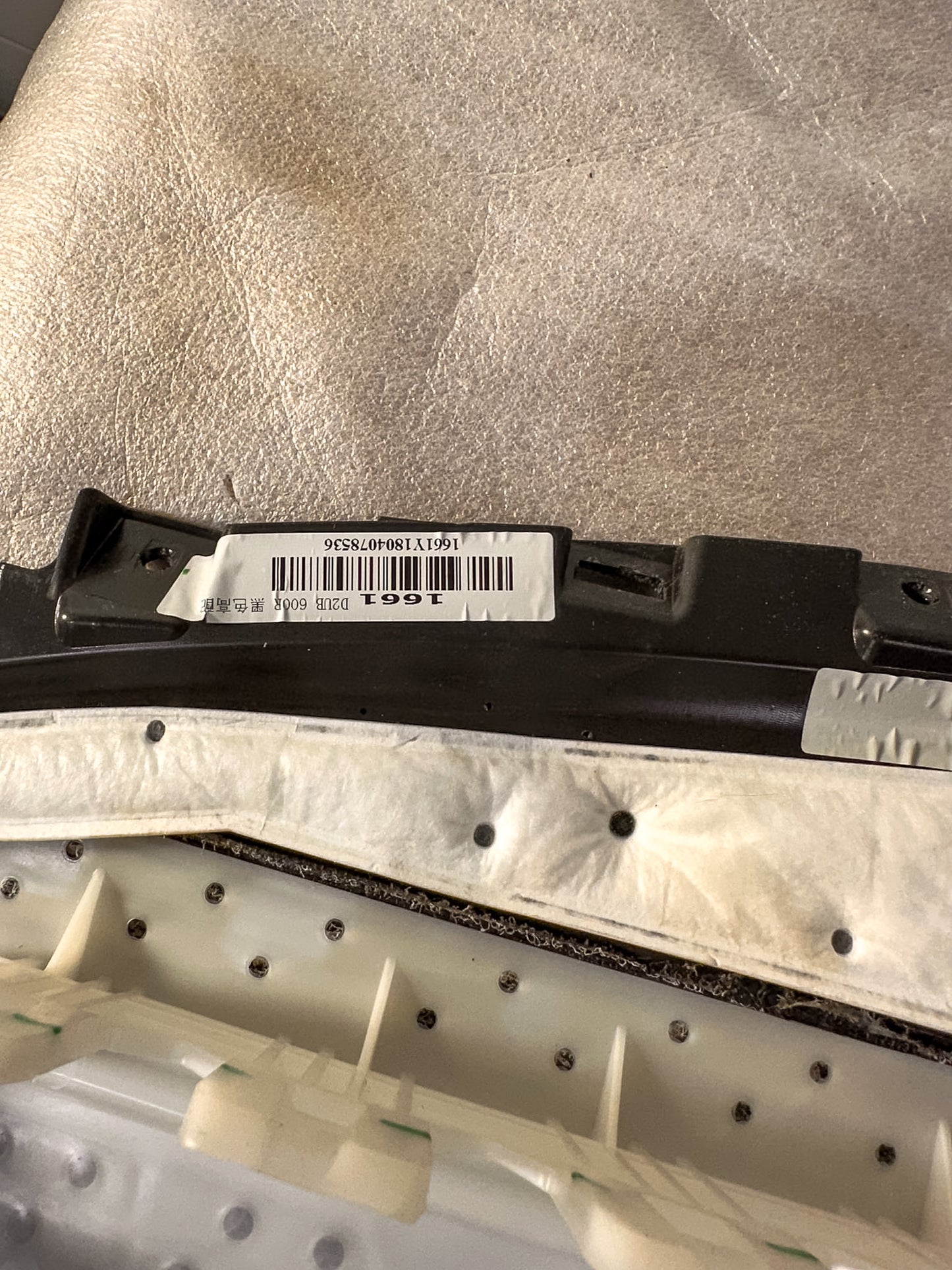 2016-2020 Buick Envision Upper Dash Panel 84135582, 23301702