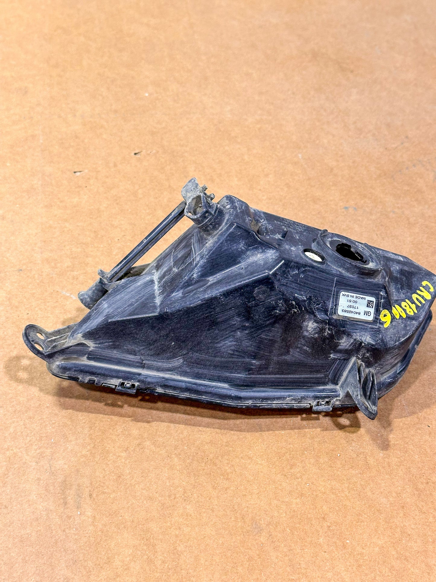 2016-2019 Chevrolet Cruze Front Driver Side Fog Lamp 84042583, 42664451, 84221938 - view 4