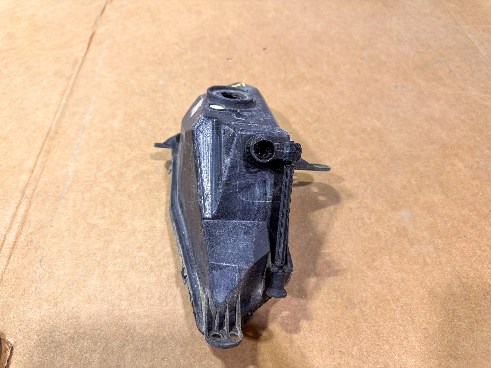2016-2019 Chevrolet Cruze Front Passenger Side Fog Lamp 84042584, 42664452, 84221939 - view 6