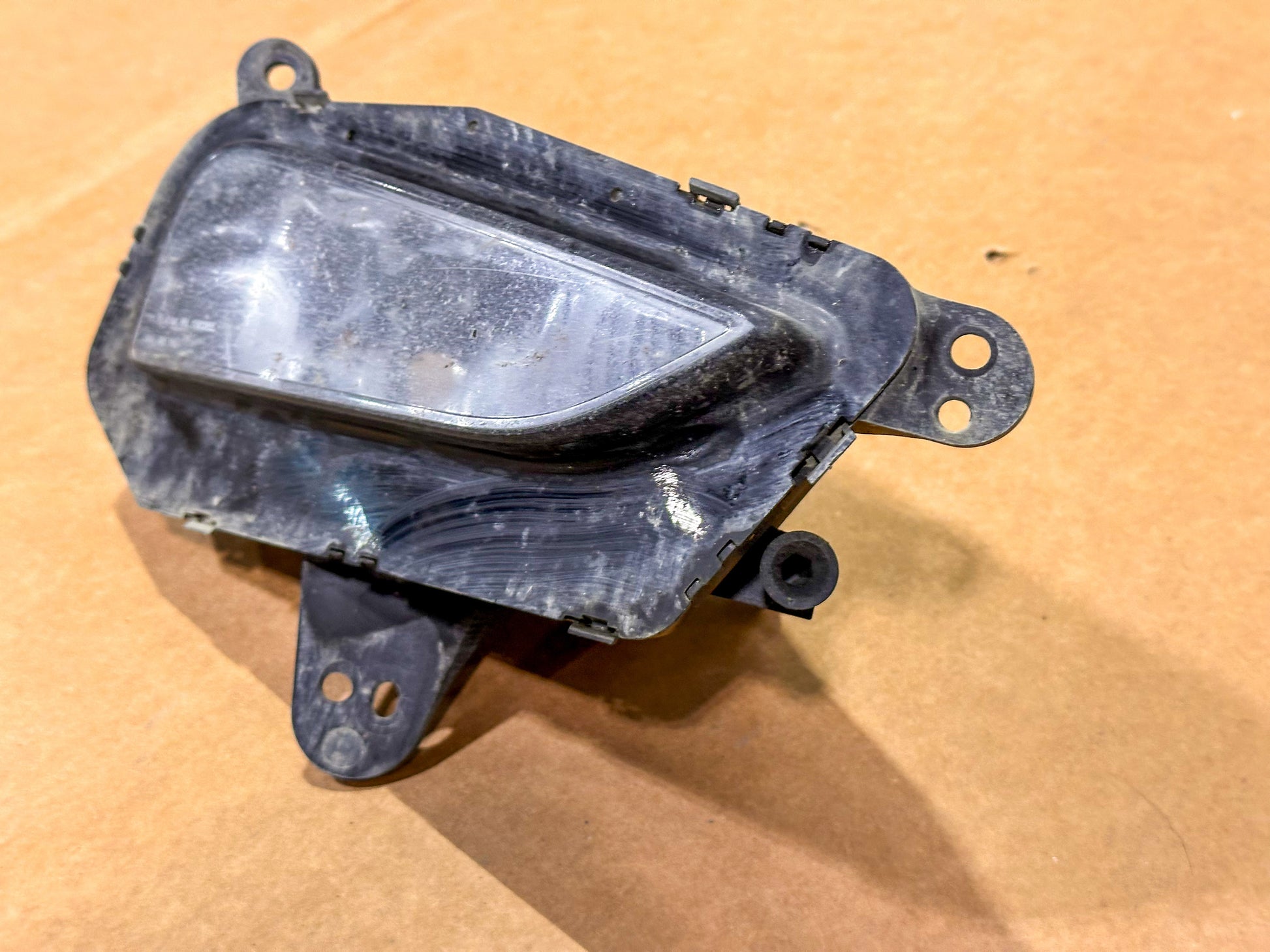 2016-2019 Chevrolet Cruze Front Passenger Side Fog Lamp 84042584, 42664452, 84221939 - view 2