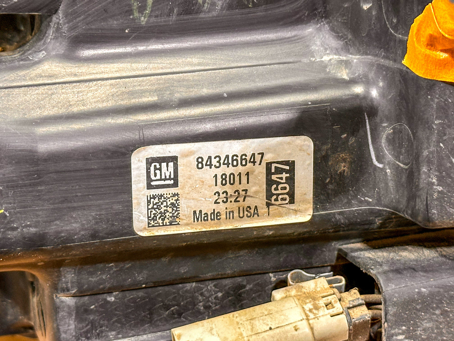 2017-2019 Chevrolet Cruze Front Headlight Left Driver Side Halogen 84346647, 42680785, 23389739, 84033351, 84063576, 84106694, 84156515