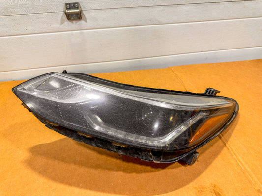 2017-2019 Chevrolet Cruze Front Headlight Left Driver Side Halogen 84346647, 42680785, 23389739, 84033351, 84063576, 84106694, 84156515