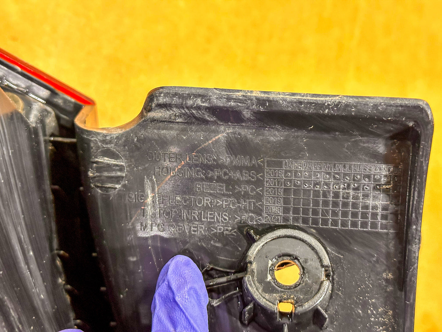 2017-2019 Chevrolet Cruze  Rear Right Passenger Side Tail Light Tail Lamp OEM 39124812, 13464796, 39071696