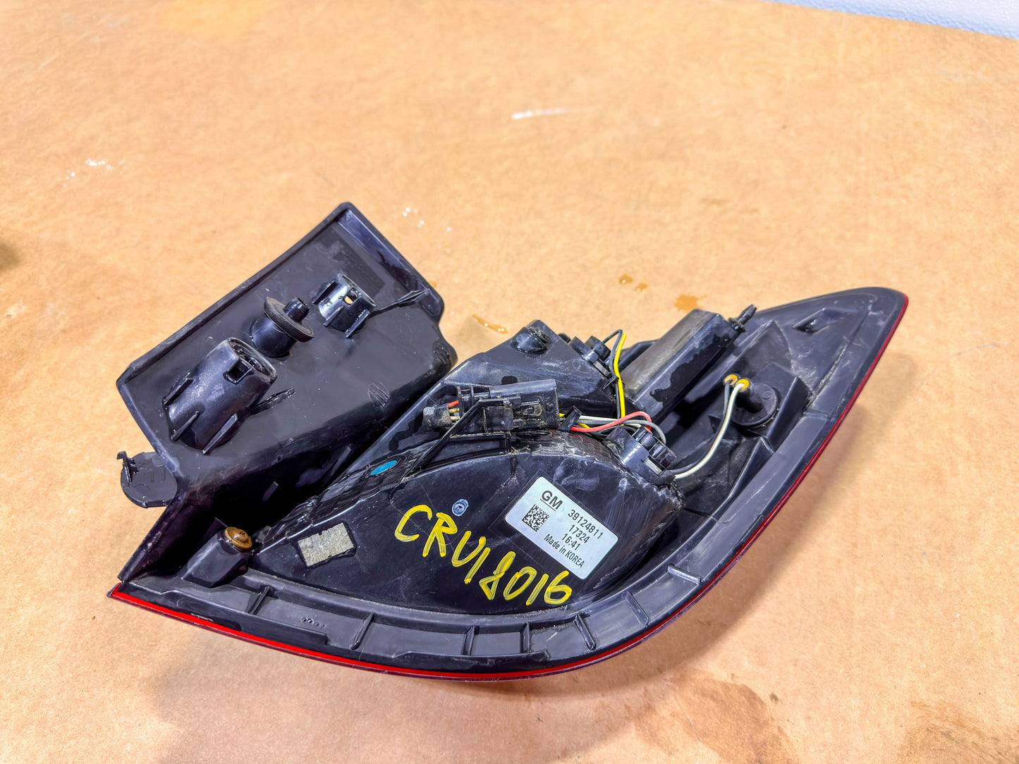 2017-2019 Chevrolet Cruze Rear Left Driver Side Tail Light Tail Lamp OEM 39124811, 13464795, 39071695