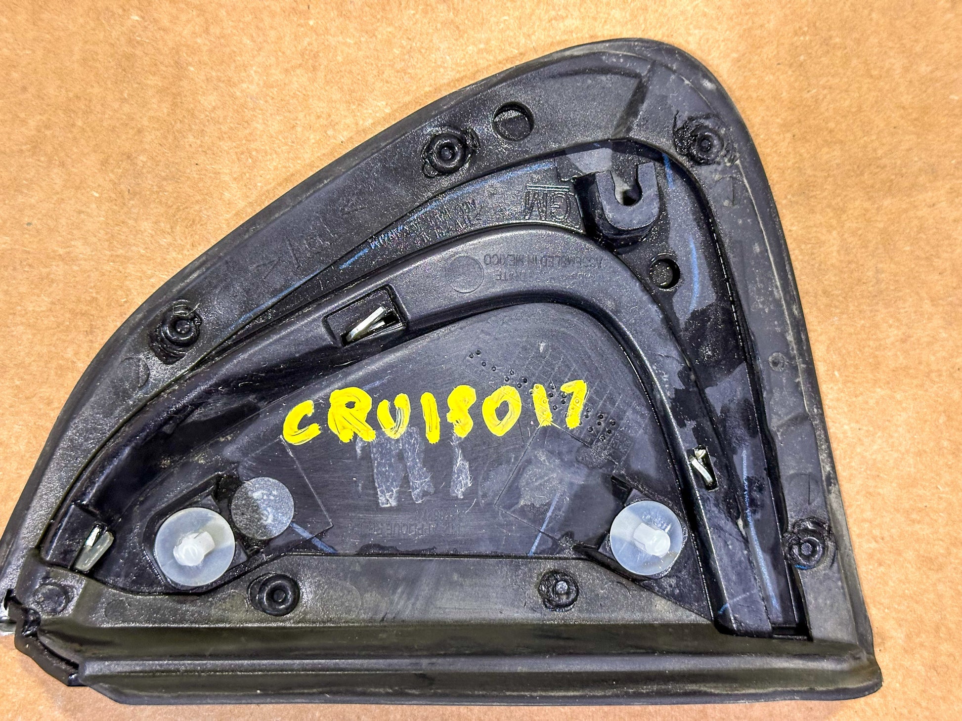2018 Chevrolet Cruze Rear Driver Side Fender Upper Molding 84106817, 23446490, 84041668 - view 3