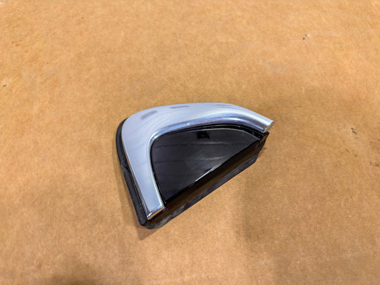 2018 Chevrolet Cruze Rear Driver Side Fender Upper Molding 84106817, 23446490, 84041668
