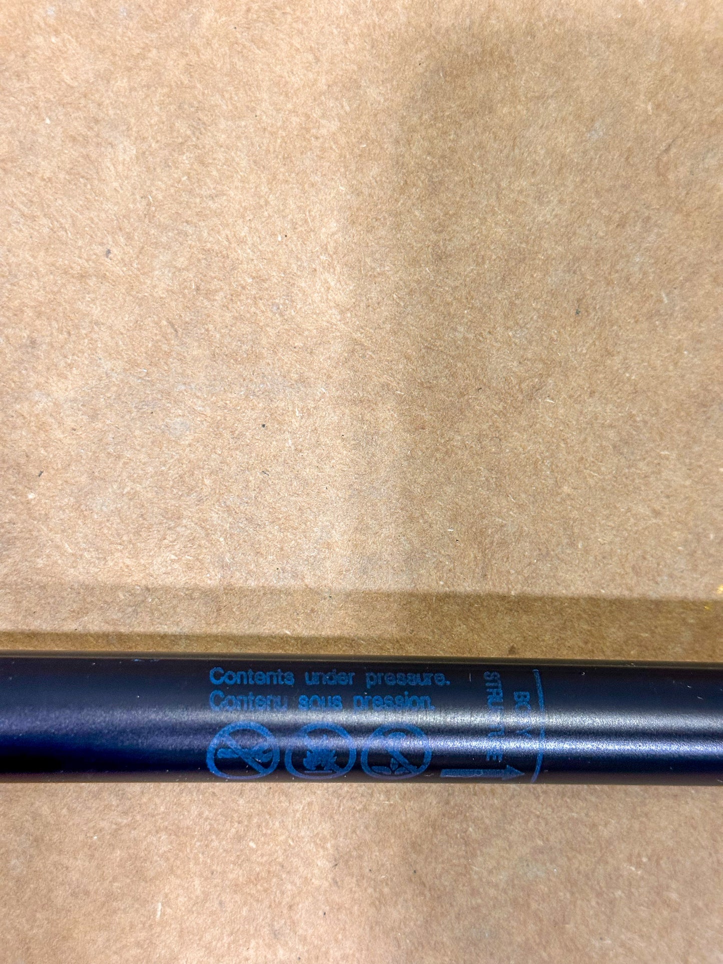 2017-2020 Chevrolet Cruze Liftgate Strut 39094113, 39077222