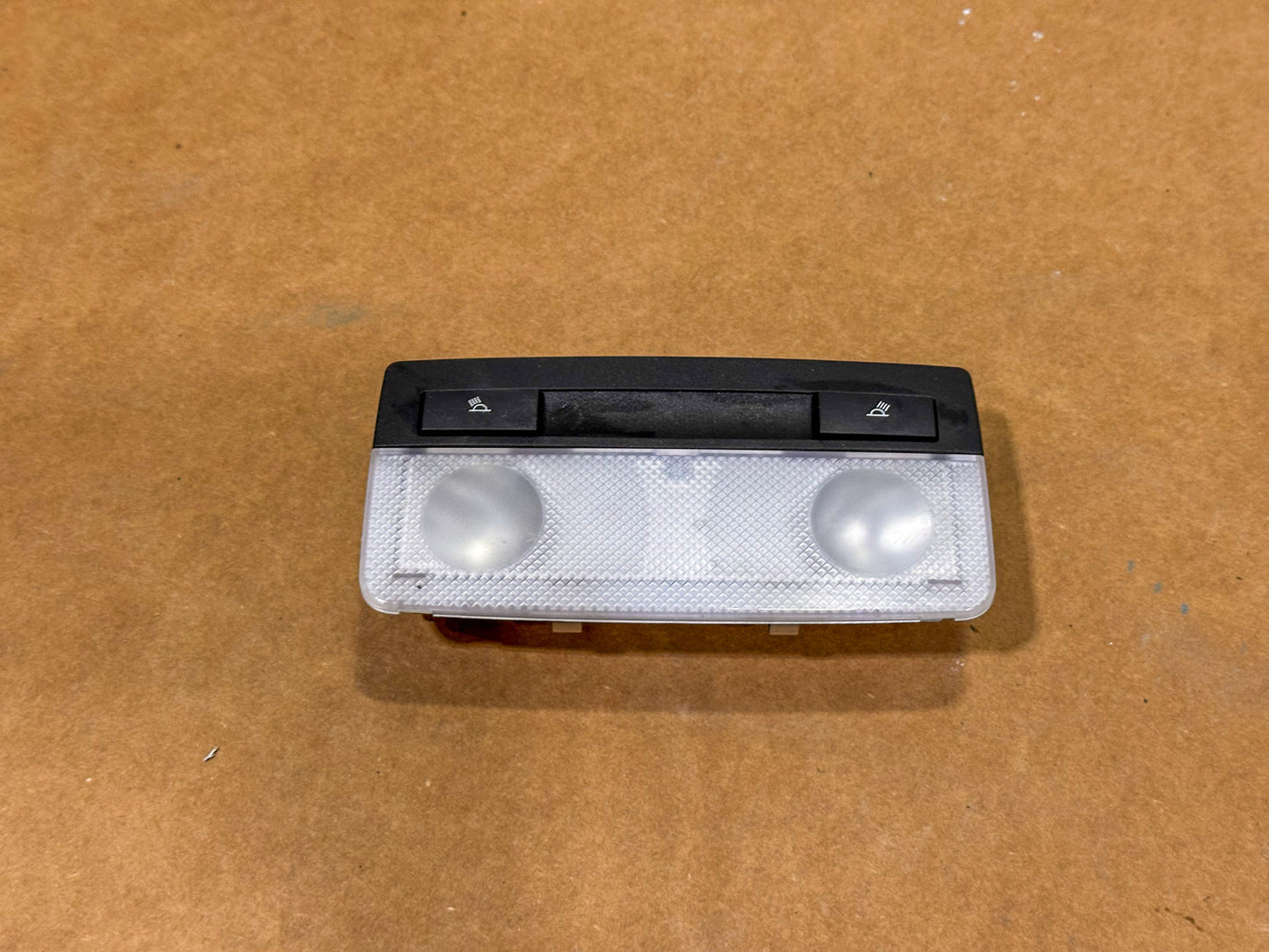 2014-2018 Chevrolet Cruze Dome Light Roof Lamp 316627975